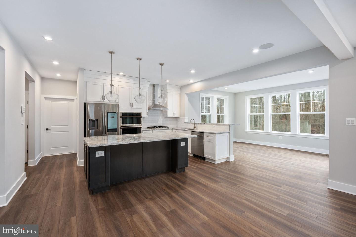 8757 SOUTHERN OAKS PLACE, LORTON, Virginia 22079, 5 Bedrooms Bedrooms, ,3 BathroomsBathrooms,Residential,For sale,8757 SOUTHERN OAKS PLACE,VAFX2237060 MLS # VAFX2237060