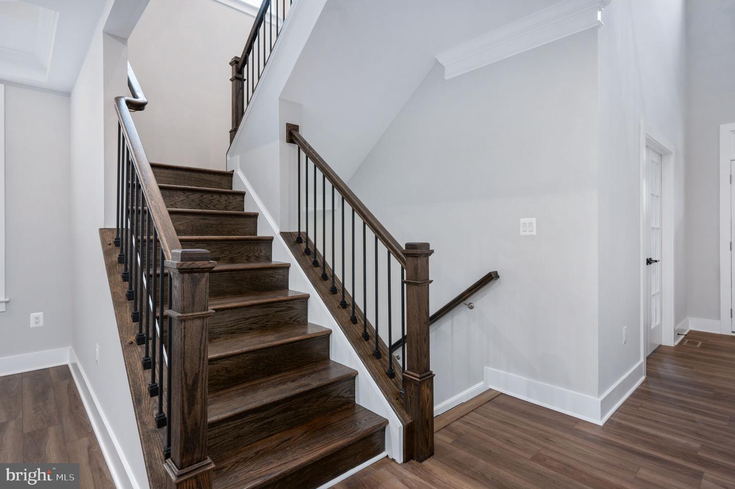 8757 SOUTHERN OAKS PLACE, LORTON, Virginia 22079, 5 Bedrooms Bedrooms, ,3 BathroomsBathrooms,Residential,For sale,8757 SOUTHERN OAKS PLACE,VAFX2237060 MLS # VAFX2237060