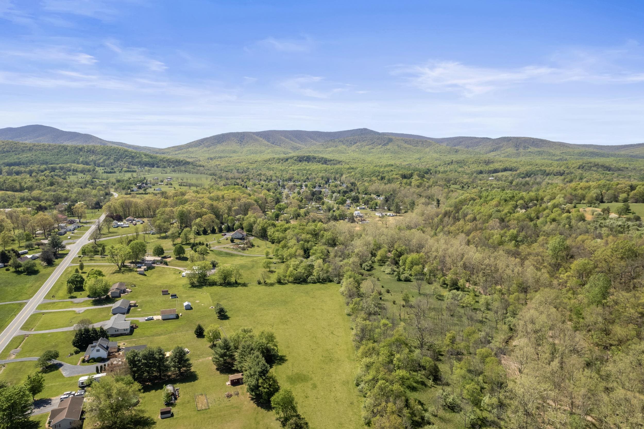 997 BUFFALO GAP HWY, CHURCHVILLE, Virginia 24421, 3 Bedrooms Bedrooms, ,2 BathroomsBathrooms,Residential,997 BUFFALO GAP HWY,663947 MLS # 663947