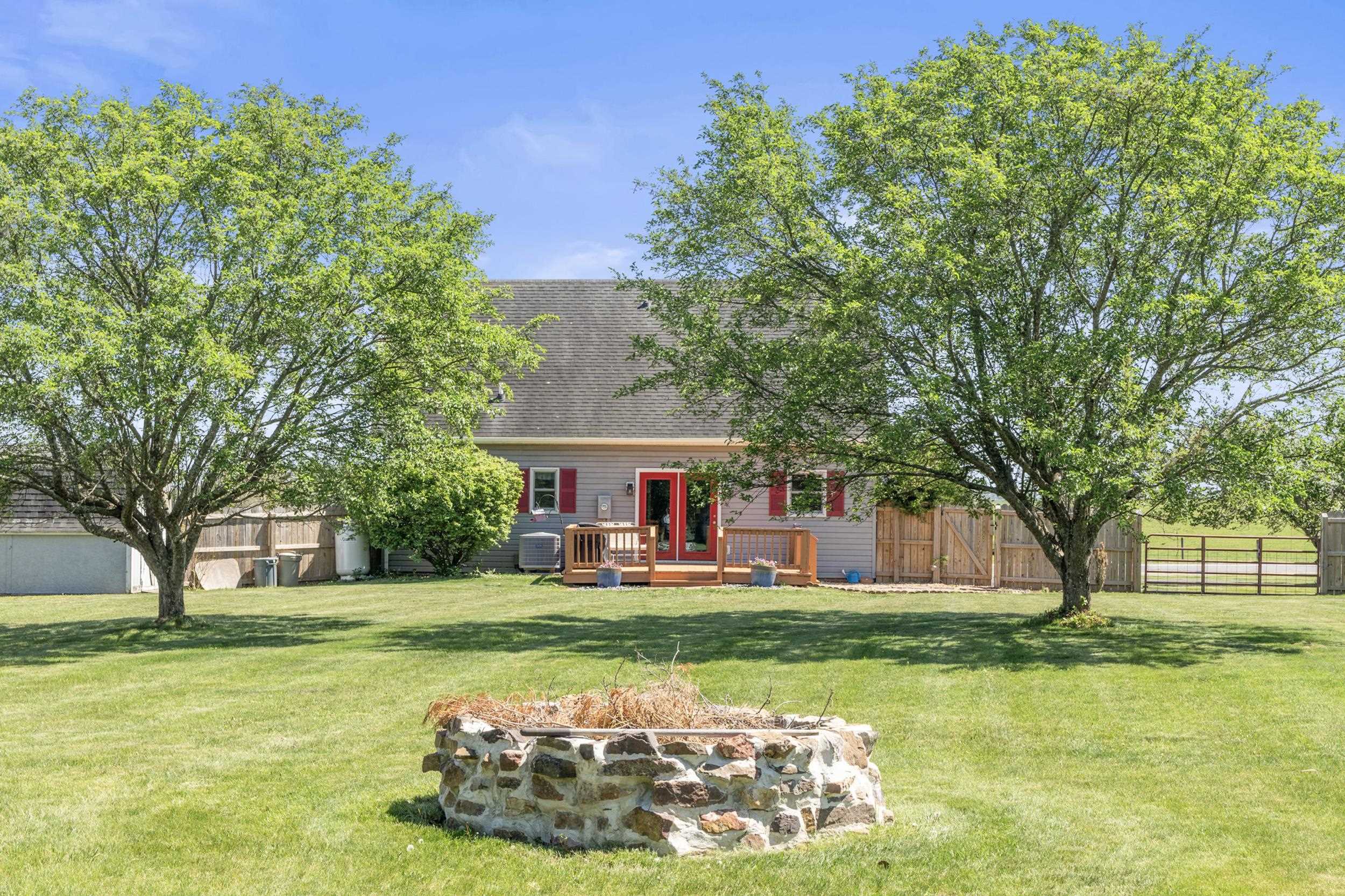 997 BUFFALO GAP HWY, CHURCHVILLE, Virginia 24421, 3 Bedrooms Bedrooms, ,2 BathroomsBathrooms,Residential,997 BUFFALO GAP HWY,663947 MLS # 663947