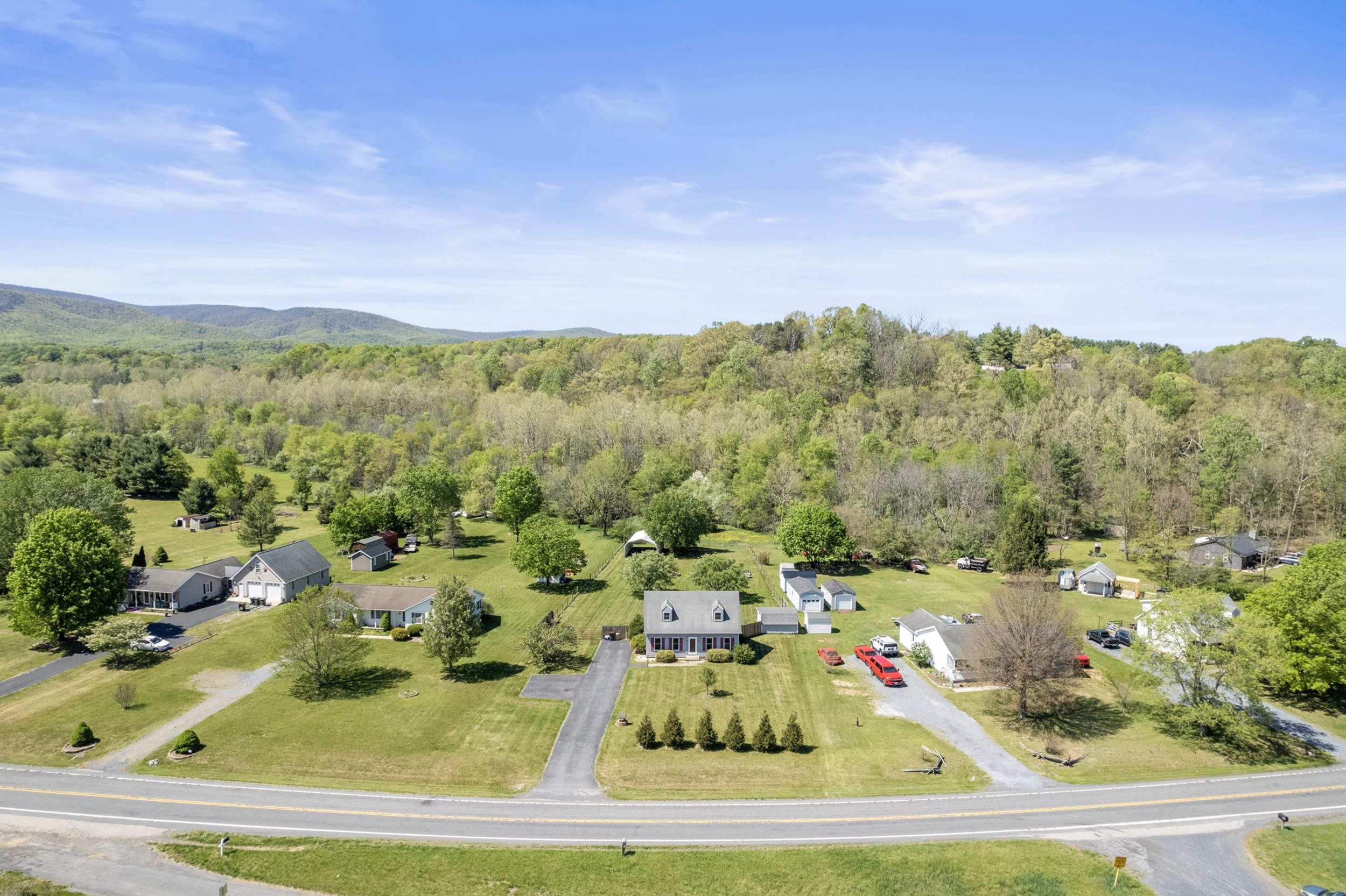 997 BUFFALO GAP HWY, CHURCHVILLE, Virginia 24421, 3 Bedrooms Bedrooms, ,2 BathroomsBathrooms,Residential,997 BUFFALO GAP HWY,663947 MLS # 663947