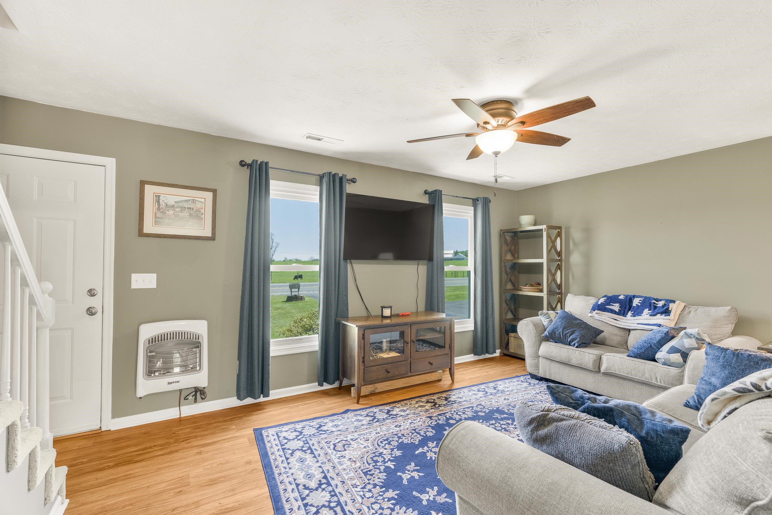 997 BUFFALO GAP HWY, CHURCHVILLE, Virginia 24421, 3 Bedrooms Bedrooms, ,2 BathroomsBathrooms,Residential,997 BUFFALO GAP HWY,663947 MLS # 663947