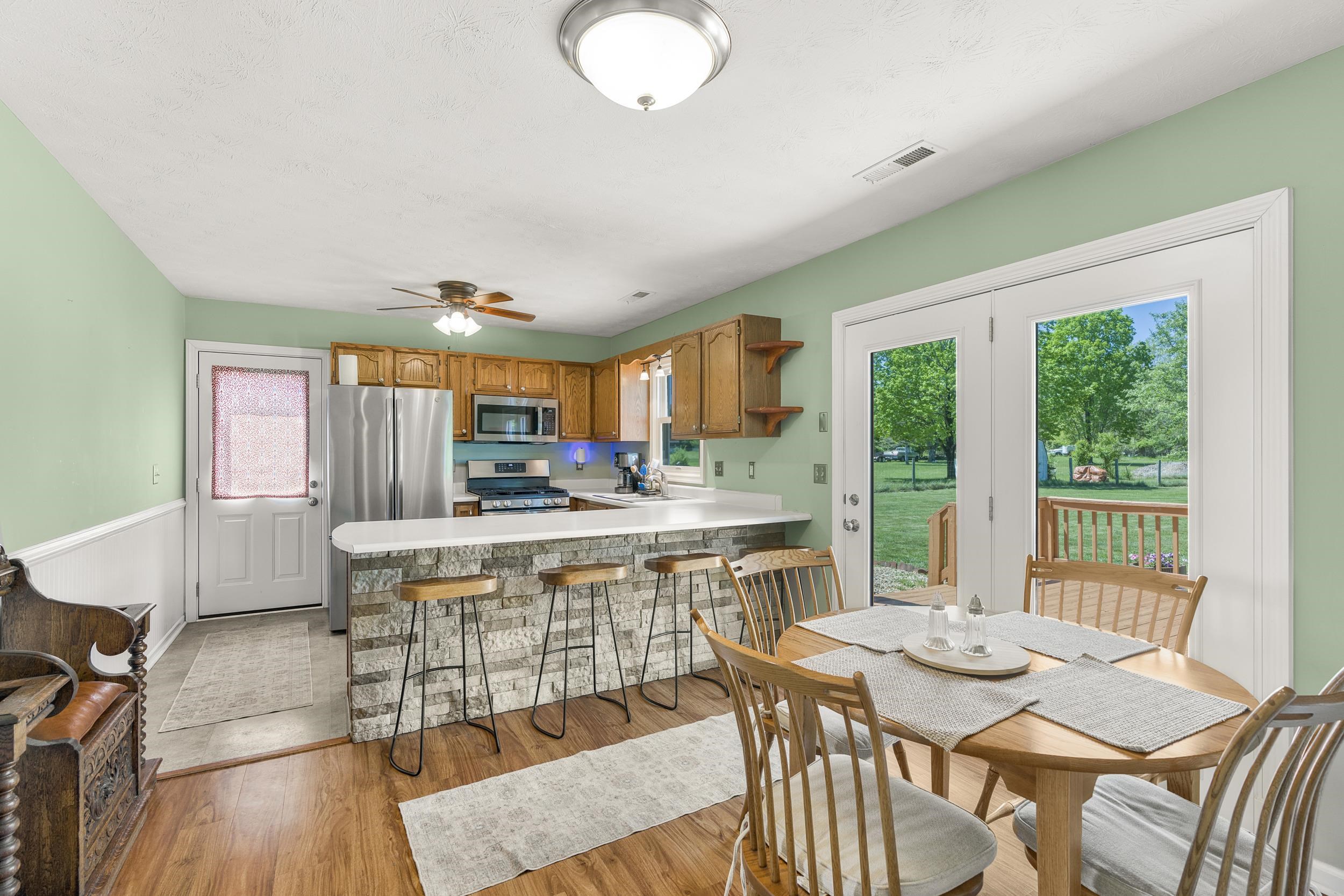997 BUFFALO GAP HWY, CHURCHVILLE, Virginia 24421, 3 Bedrooms Bedrooms, ,2 BathroomsBathrooms,Residential,997 BUFFALO GAP HWY,663947 MLS # 663947