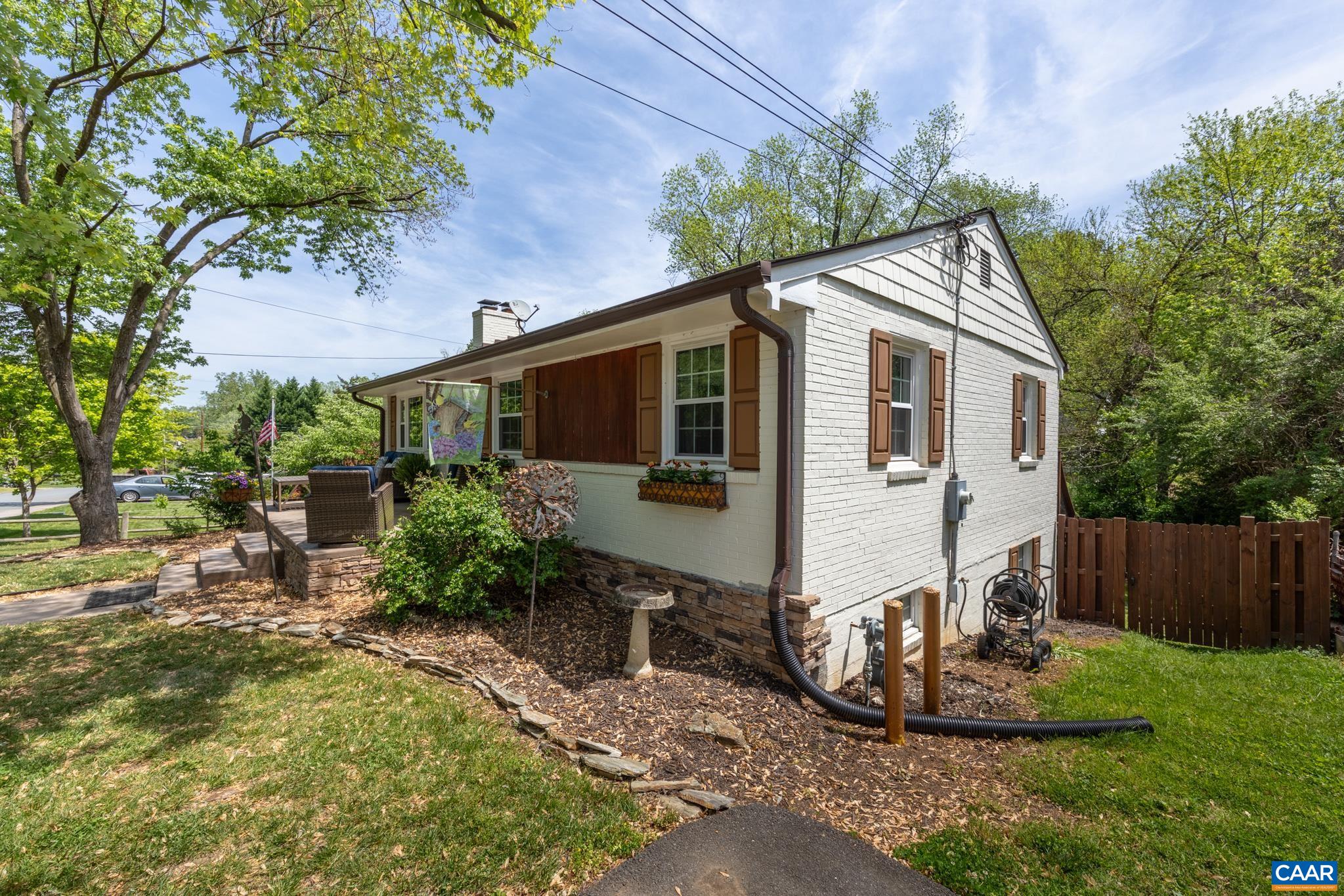 1014 HOLMES AVE, CHARLOTTESVILLE, Virginia 22901, 2 Bedrooms Bedrooms, ,1 BathroomBathrooms,Residential,1014 HOLMES AVE,663948 MLS # 663948