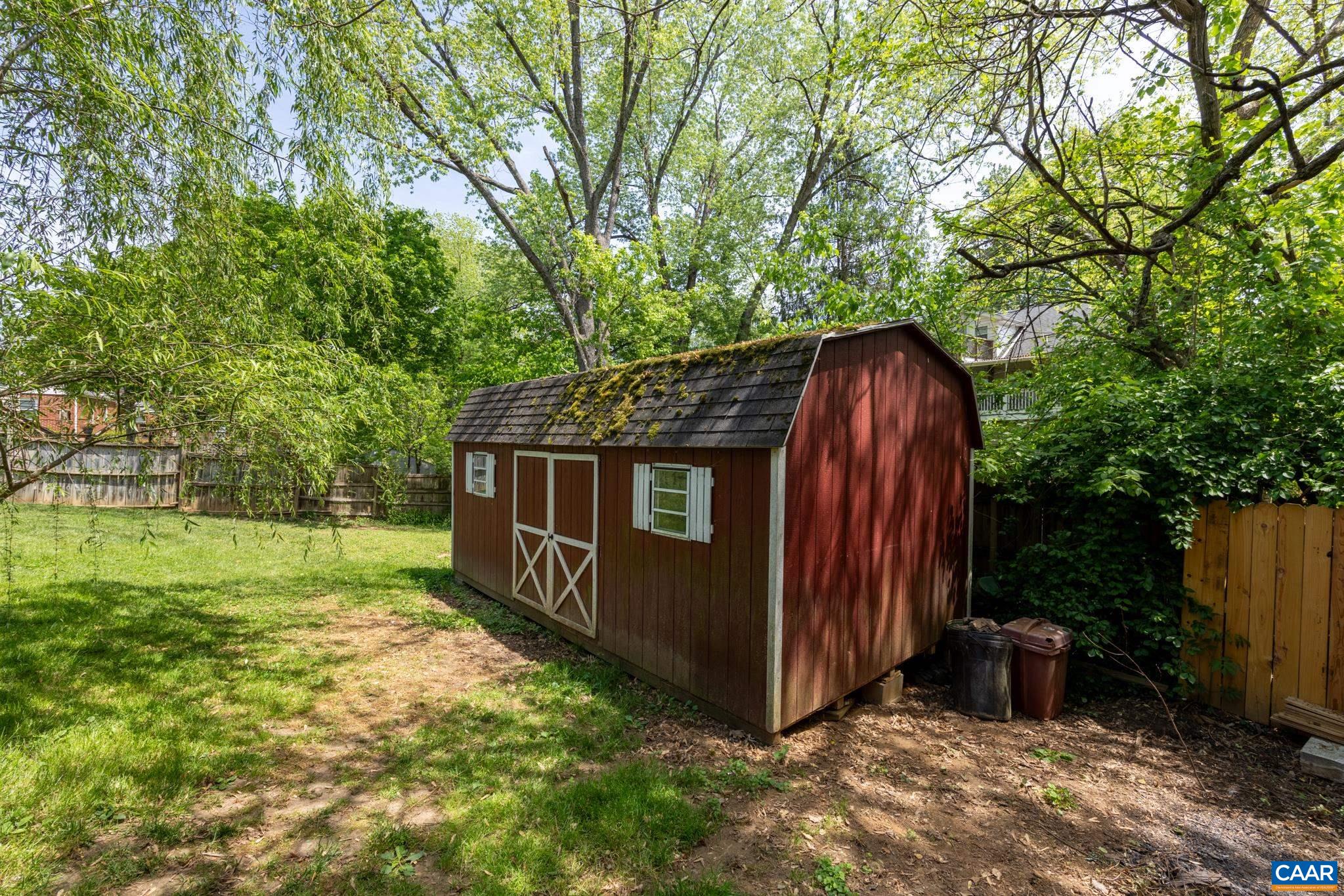 1014 HOLMES AVE, CHARLOTTESVILLE, Virginia 22901, 2 Bedrooms Bedrooms, ,1 BathroomBathrooms,Residential,1014 HOLMES AVE,663948 MLS # 663948