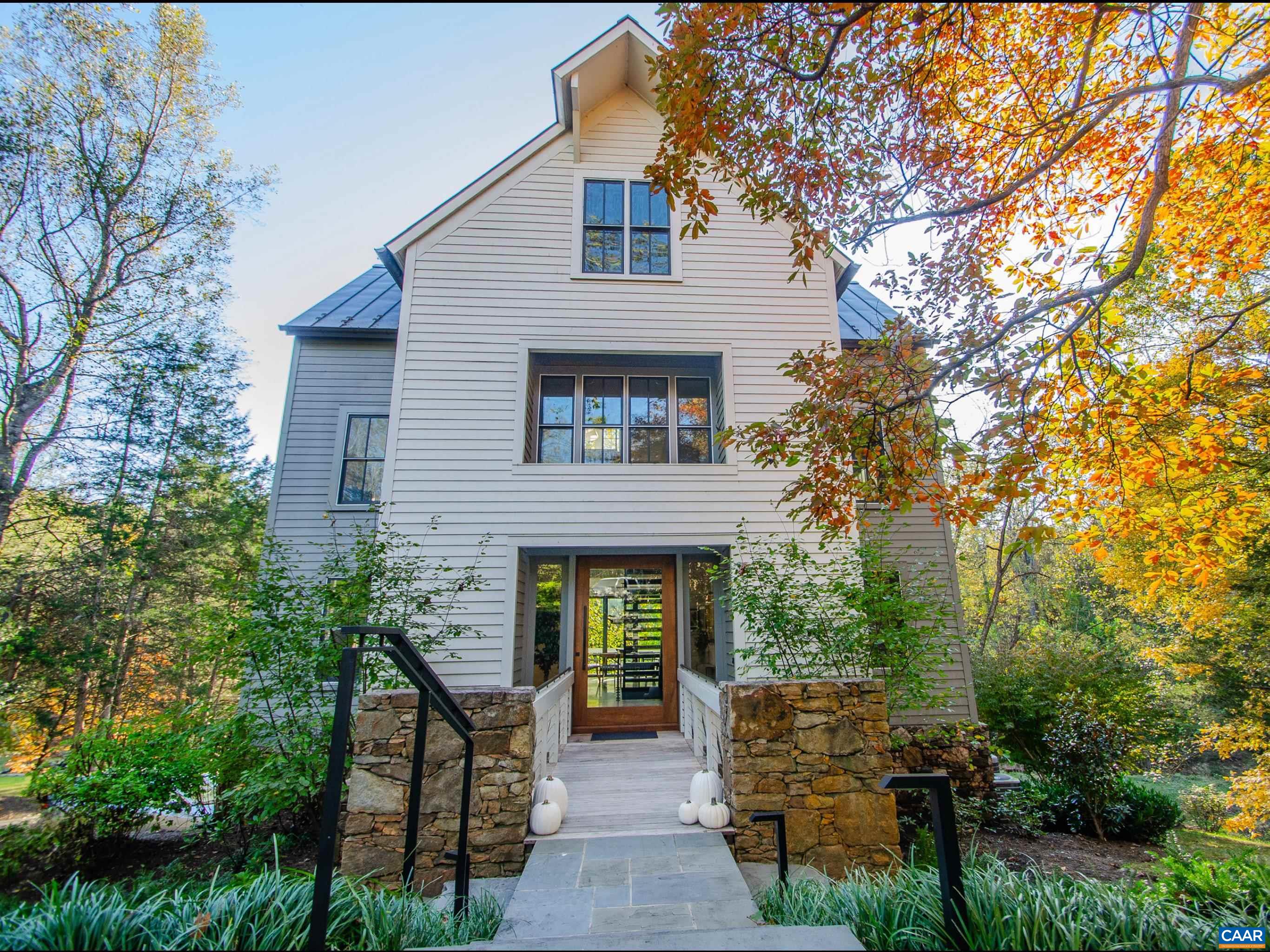 1500 LONDON RD, CHARLOTTESVILLE, Virginia 22901, 4 Bedrooms Bedrooms, ,3 BathroomsBathrooms,Residential,1500 LONDON RD,663949 MLS # 663949