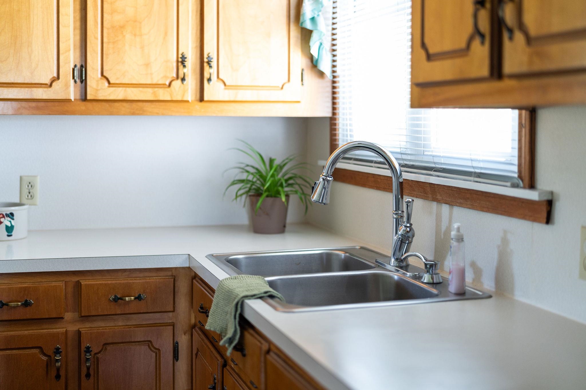 19 NEW HOPE AND CRIMORA RD, WAYNESBORO, Virginia 22980, 2 Bedrooms Bedrooms, ,1 BathroomBathrooms,Residential,19 NEW HOPE AND CRIMORA RD,663951 MLS # 663951
