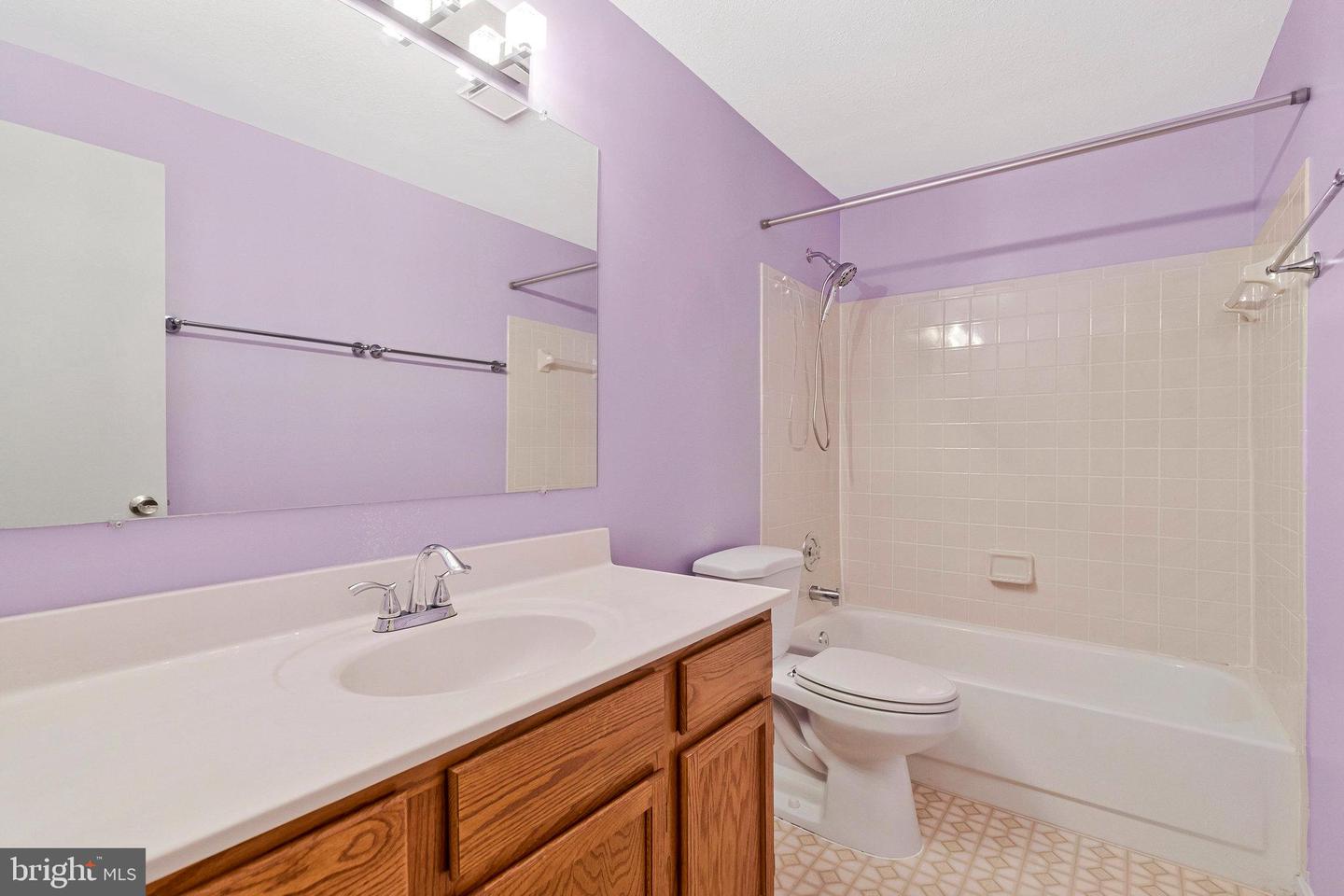 46726 SUMMIT TER #136, STERLING, Virginia 20164, 2 Bedrooms Bedrooms, ,2 BathroomsBathrooms,Residential,For sale,46726 SUMMIT TER #136,VALO2095016 MLS # VALO2095016