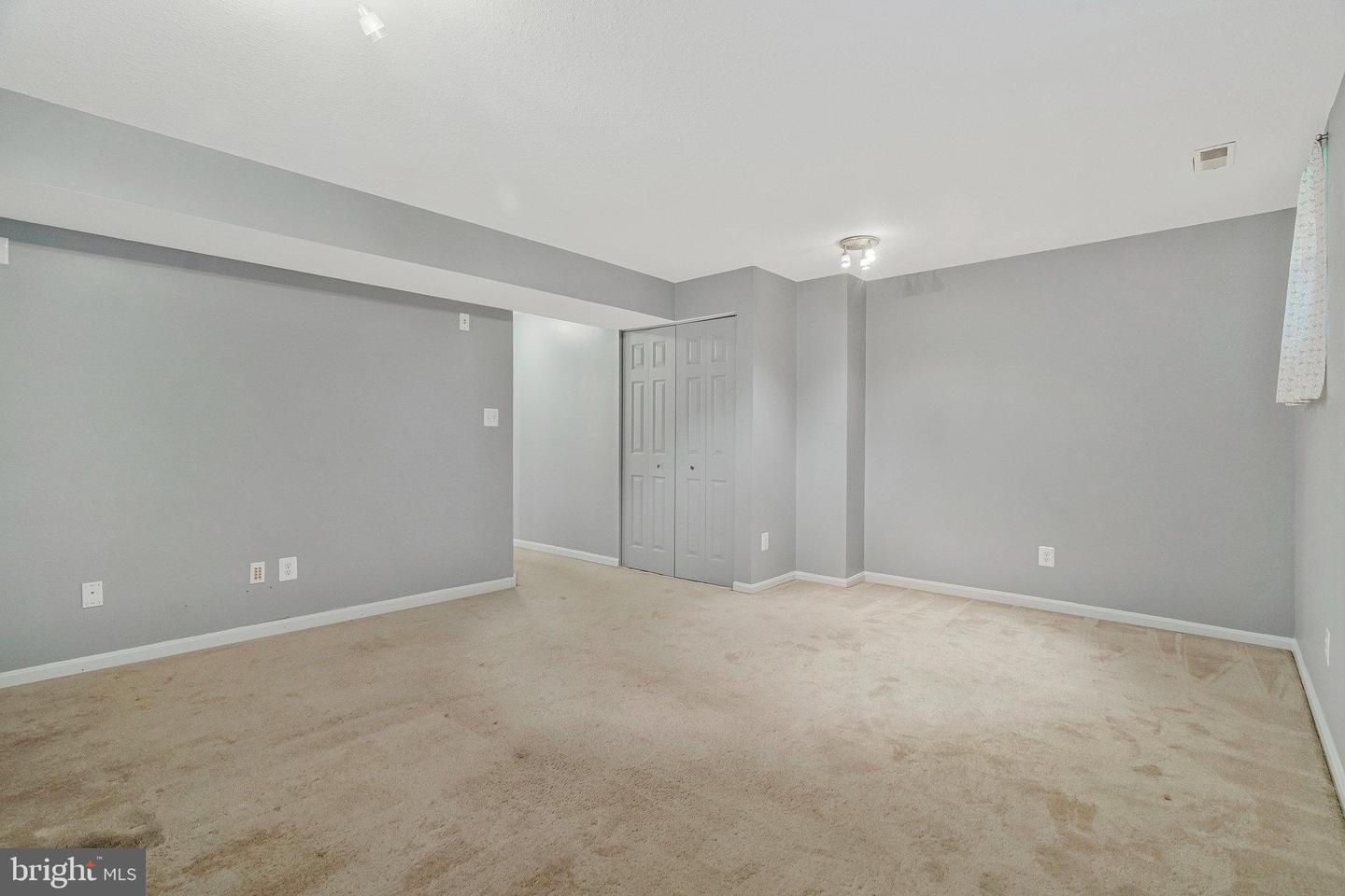 46726 SUMMIT TER #136, STERLING, Virginia 20164, 2 Bedrooms Bedrooms, ,2 BathroomsBathrooms,Residential,For sale,46726 SUMMIT TER #136,VALO2095016 MLS # VALO2095016