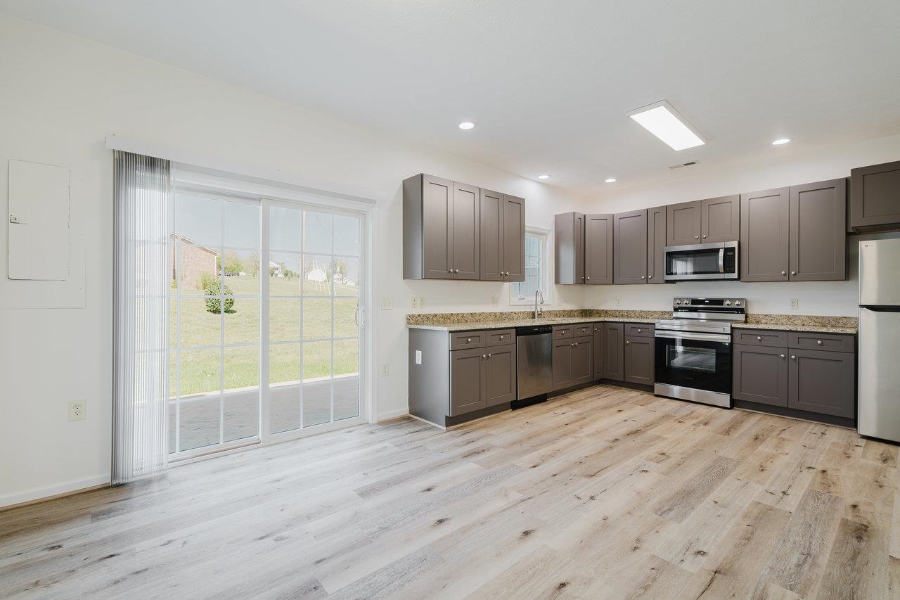 1060 CHERRYBROOK DR, HARRISONBURG, Virginia 22802, 3 Bedrooms Bedrooms, ,2 BathroomsBathrooms,Residential,1060 CHERRYBROOK DR,663952 MLS # 663952