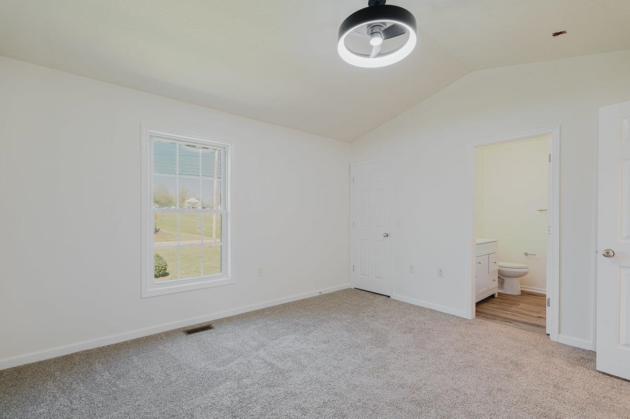 1060 CHERRYBROOK DR, HARRISONBURG, Virginia 22802, 3 Bedrooms Bedrooms, ,2 BathroomsBathrooms,Residential,1060 CHERRYBROOK DR,663952 MLS # 663952