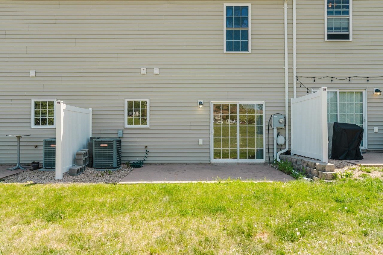 1060 CHERRYBROOK DR, HARRISONBURG, Virginia 22802, 3 Bedrooms Bedrooms, ,2 BathroomsBathrooms,Residential,1060 CHERRYBROOK DR,663952 MLS # 663952