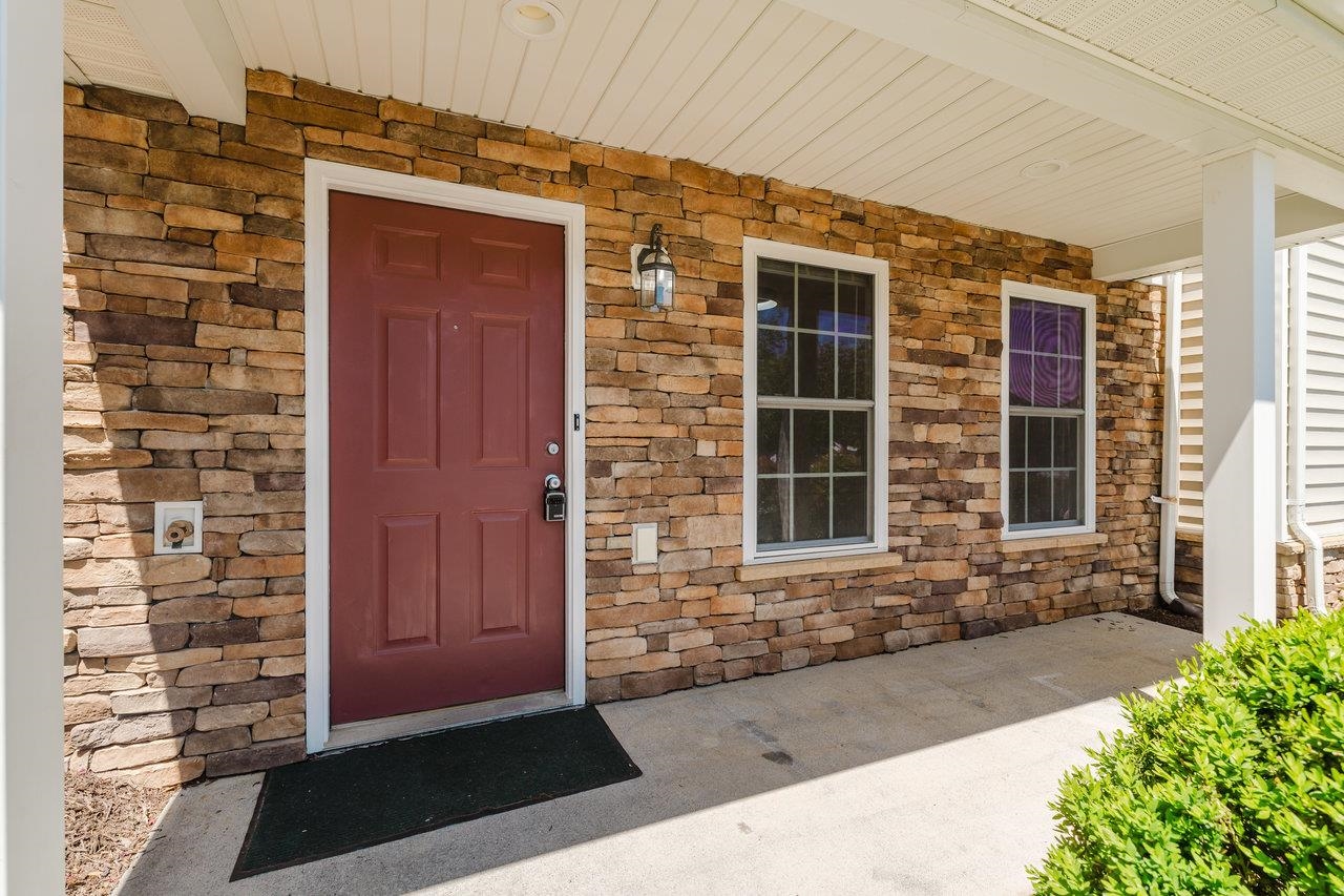 1060 CHERRYBROOK DR, HARRISONBURG, Virginia 22802, 3 Bedrooms Bedrooms, ,2 BathroomsBathrooms,Residential,1060 CHERRYBROOK DR,663952 MLS # 663952