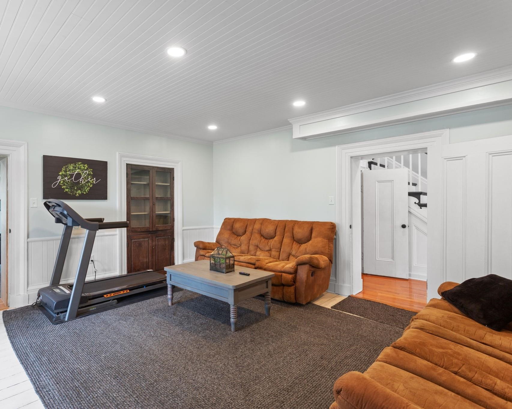 644 EARLY DR, BROADWAY, Virginia 22815, 6 Bedrooms Bedrooms, ,4 BathroomsBathrooms,Residential,644 EARLY DR,663953 MLS # 663953