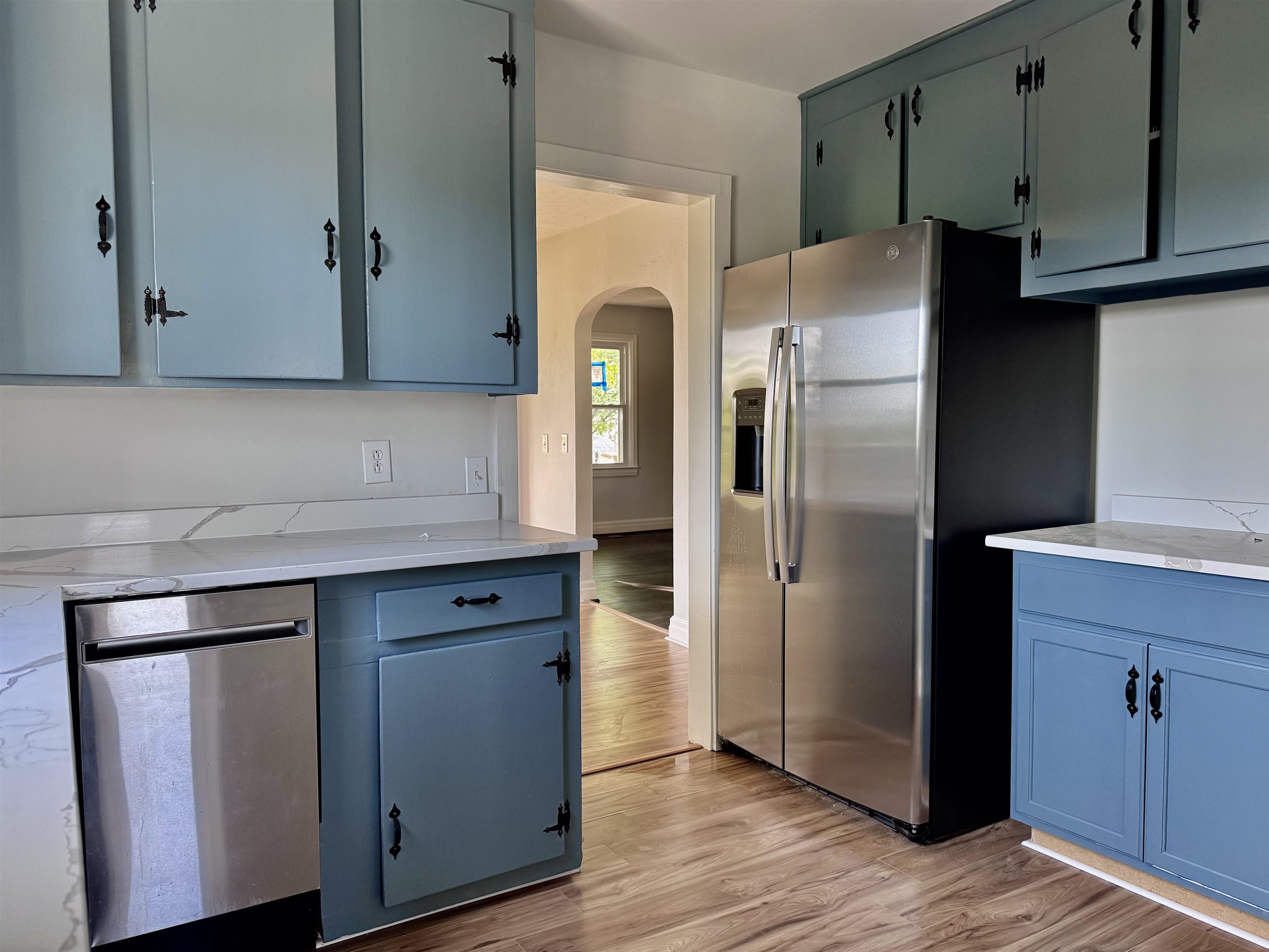 105 WAVERLY ST, STAUNTON, Virginia 24401, 3 Bedrooms Bedrooms, ,2 BathroomsBathrooms,Residential,105 WAVERLY ST,663956 MLS # 663956