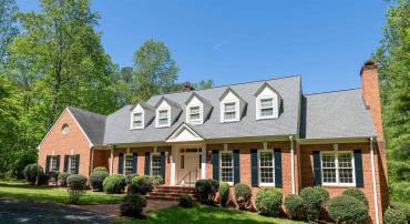560 LOBLOLLY LN, CHARLOTTESVILLE, Virginia 22903, 4 Bedrooms Bedrooms, ,3 BathroomsBathrooms,Residential,560 LOBLOLLY LN,663959 MLS # 663959