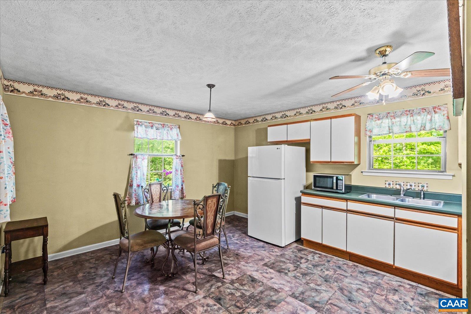 054 COURTHOUSE MOUNTAIN RD, MADISON, Virginia 22727, 3 Bedrooms Bedrooms, ,2 BathroomsBathrooms,Residential,Kilby,054 COURTHOUSE MOUNTAIN RD,663961 MLS # 663961