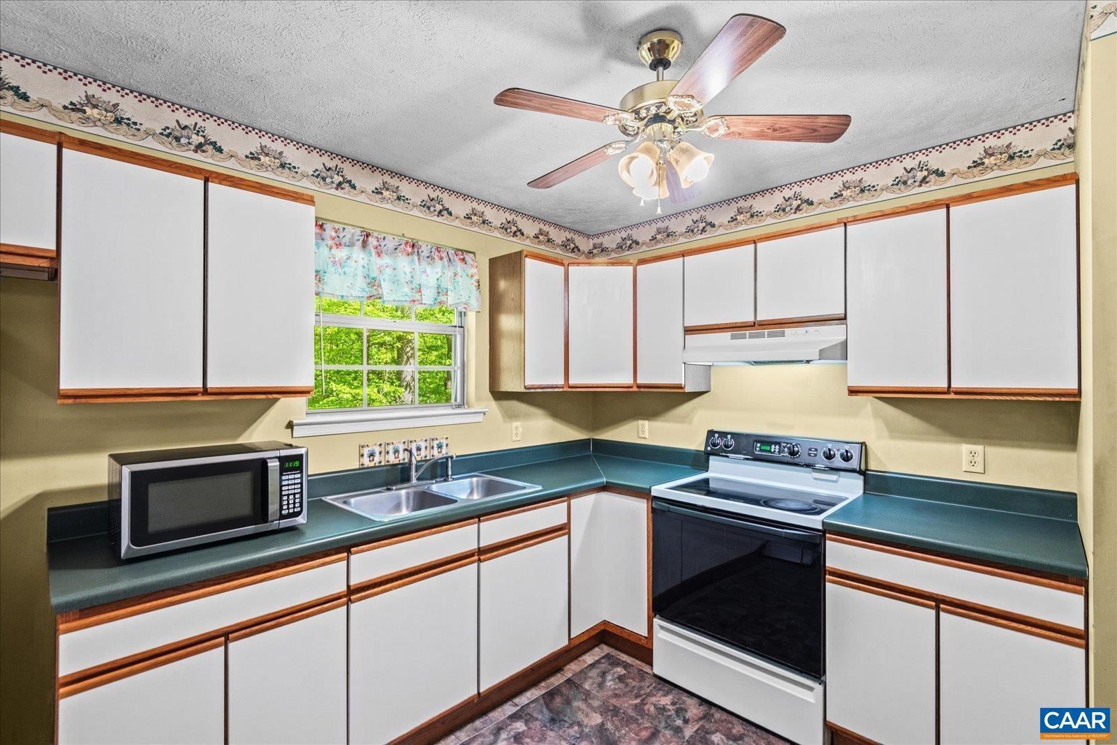 054 COURTHOUSE MOUNTAIN RD, MADISON, Virginia 22727, 3 Bedrooms Bedrooms, ,2 BathroomsBathrooms,Residential,Kilby,054 COURTHOUSE MOUNTAIN RD,663961 MLS # 663961