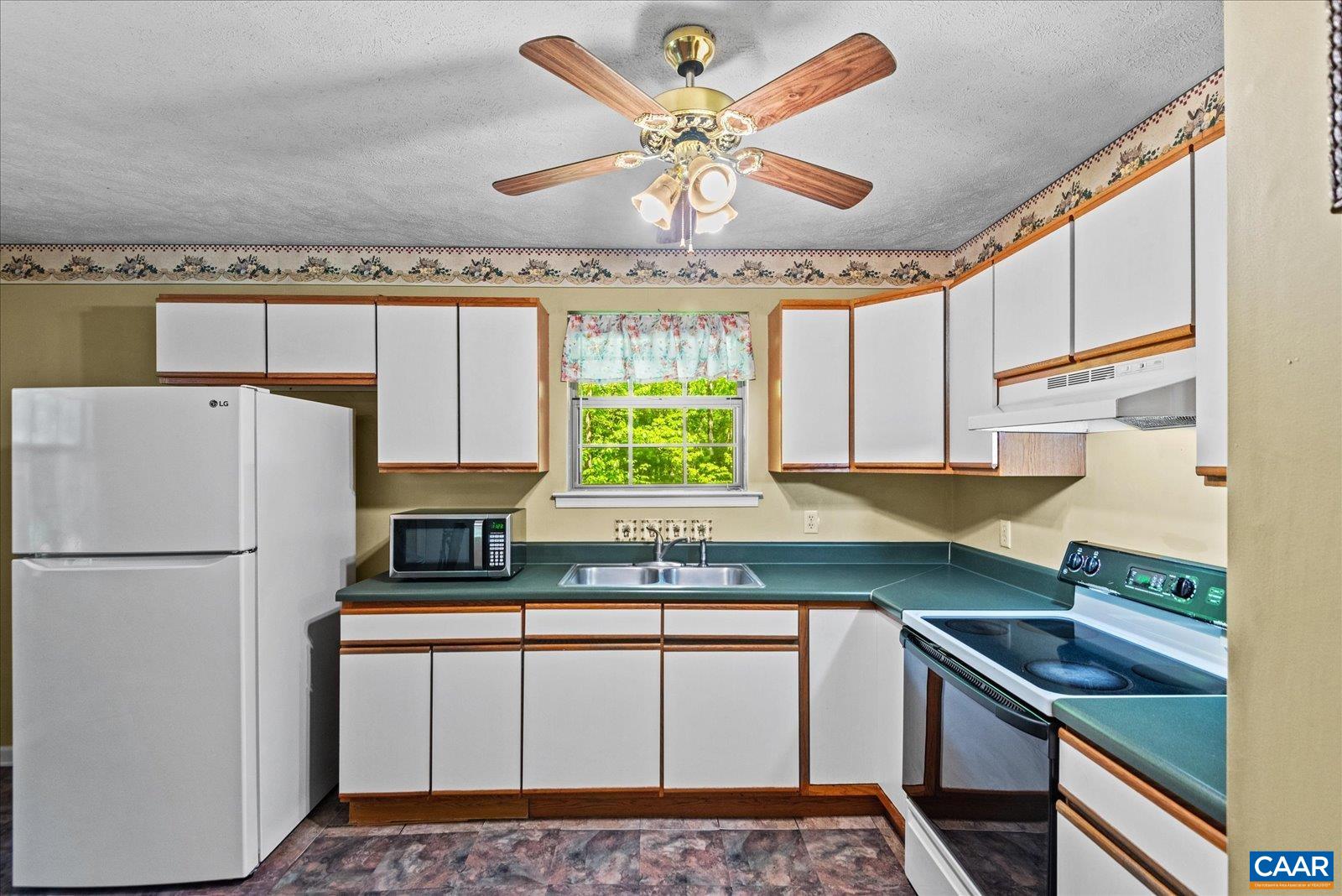 054 COURTHOUSE MOUNTAIN RD, MADISON, Virginia 22727, 3 Bedrooms Bedrooms, ,2 BathroomsBathrooms,Residential,Kilby,054 COURTHOUSE MOUNTAIN RD,663961 MLS # 663961
