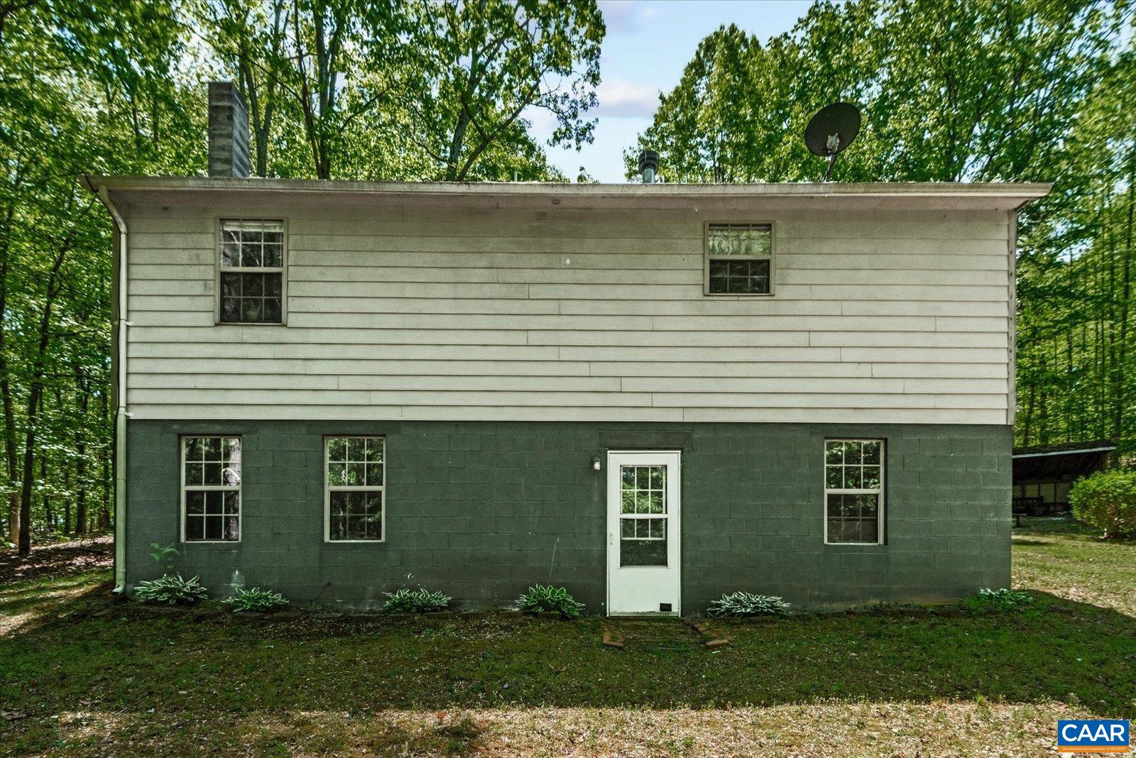 054 COURTHOUSE MOUNTAIN RD, MADISON, Virginia 22727, 3 Bedrooms Bedrooms, ,2 BathroomsBathrooms,Residential,Kilby,054 COURTHOUSE MOUNTAIN RD,663961 MLS # 663961