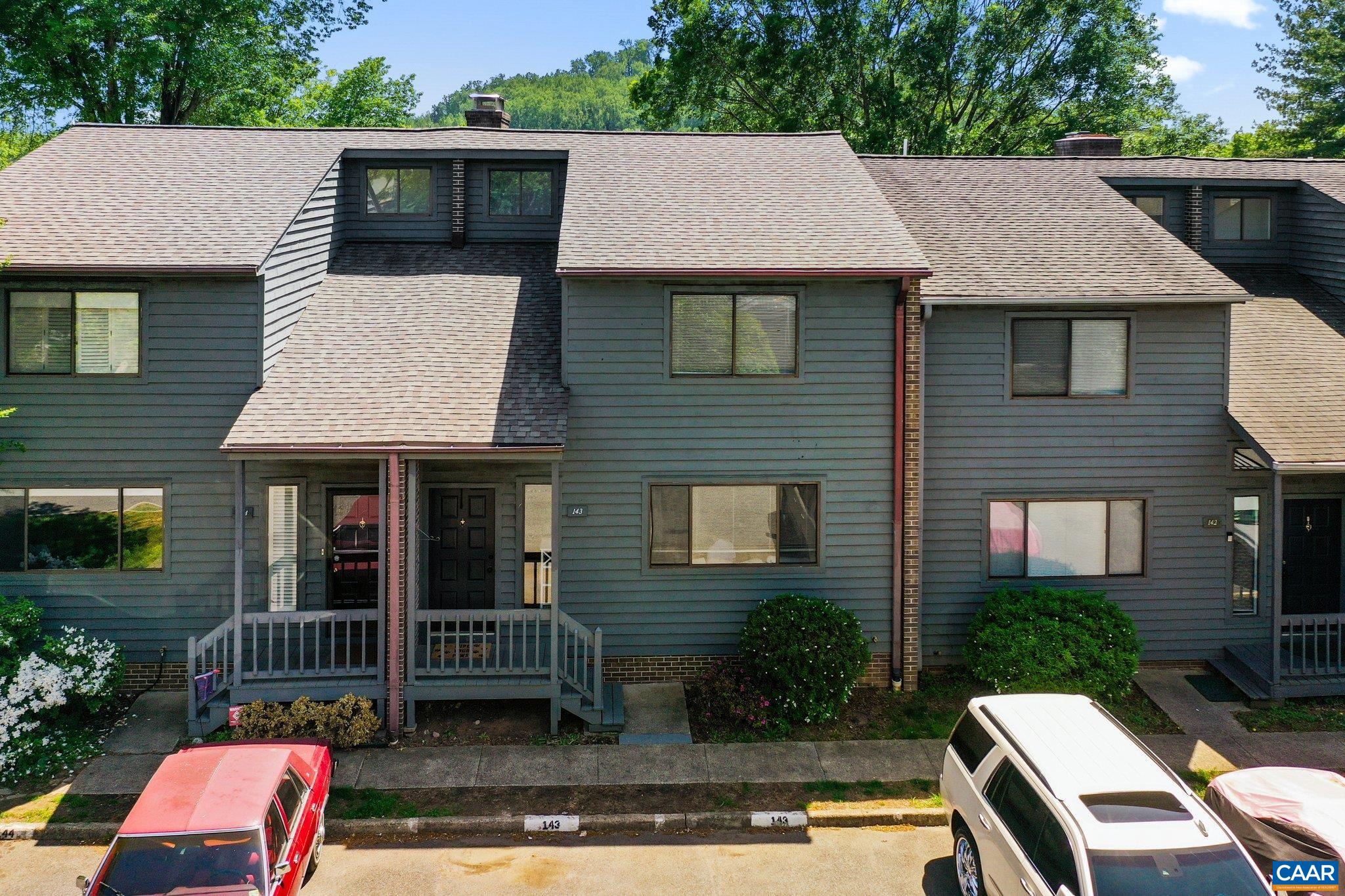 143 HARVEST DR, CHARLOTTESVILLE, Virginia 22903, 2 Bedrooms Bedrooms, ,2 BathroomsBathrooms,Residential,143 HARVEST DR,663962 MLS # 663962
