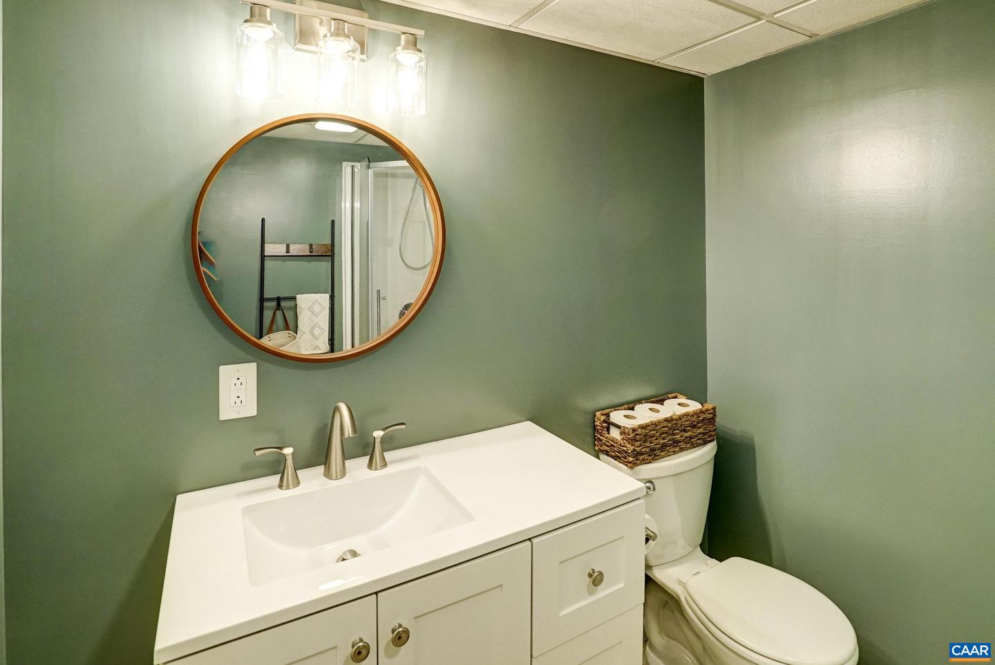 209 OLD LYNCHBURG RD, CHARLOTTESVILLE, Virginia 22903, 4 Bedrooms Bedrooms, ,3 BathroomsBathrooms,Residential,For sale,209 OLD LYNCHBURG RD,663822 MLS # 663822