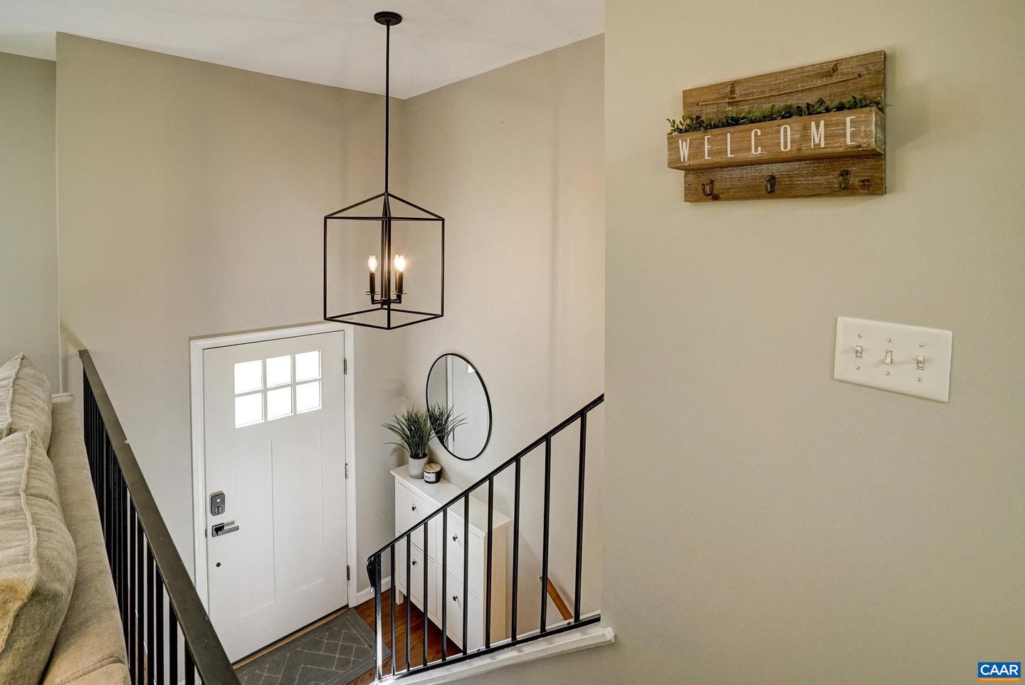 209 OLD LYNCHBURG RD, CHARLOTTESVILLE, Virginia 22903, 4 Bedrooms Bedrooms, ,3 BathroomsBathrooms,Residential,For sale,209 OLD LYNCHBURG RD,663822 MLS # 663822