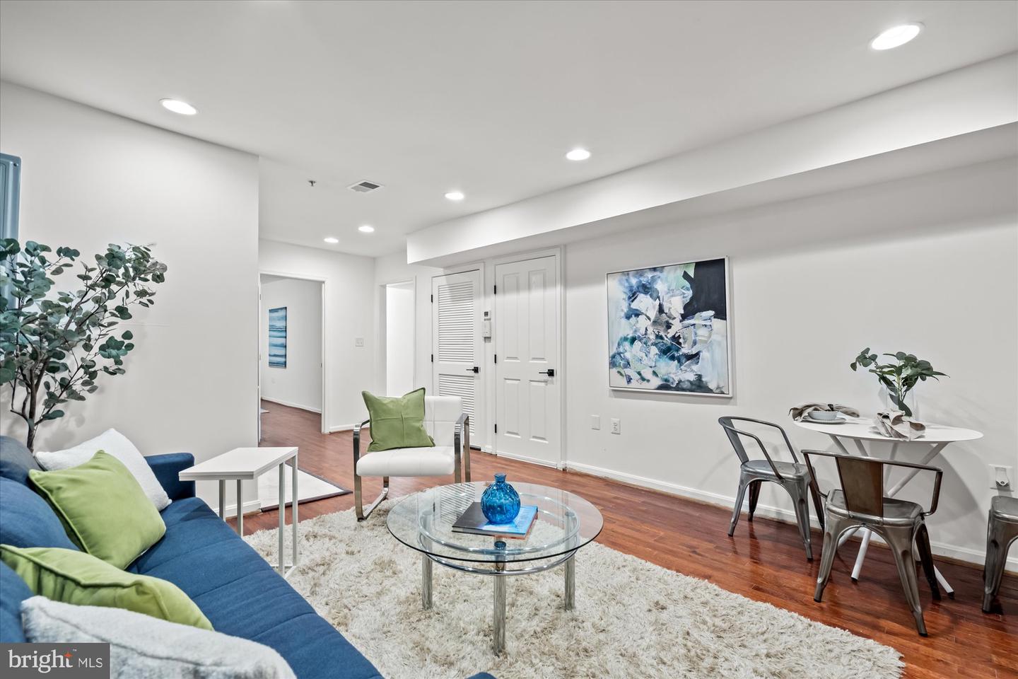 1241 18TH ST NE #3, WASHINGTON, District Of Columbia 20002, 2 Bedrooms Bedrooms, ,2 BathroomsBathrooms,Residential,For sale,1241 18TH ST NE #3,DCDC2197954 MLS # DCDC2197954