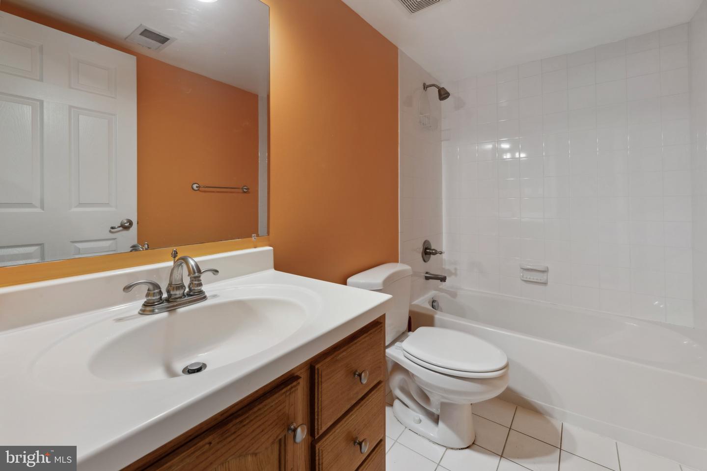 13050 GREG ROY LN, HERNDON, Virginia 20171, 4 Bedrooms Bedrooms, ,3 BathroomsBathrooms,Residential,For sale,13050 GREG ROY LN,VAFX2237346 MLS # VAFX2237346