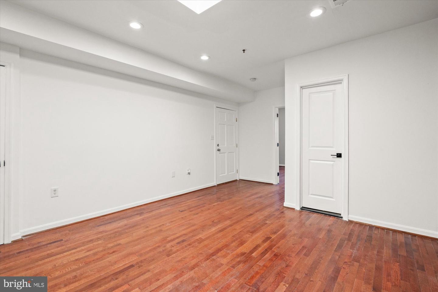 1241 18TH ST NE #5, WASHINGTON, District Of Columbia 20002, 2 Bedrooms Bedrooms, ,2 BathroomsBathrooms,Residential,For sale,1241 18TH ST NE #5,DCDC2197962 MLS # DCDC2197962