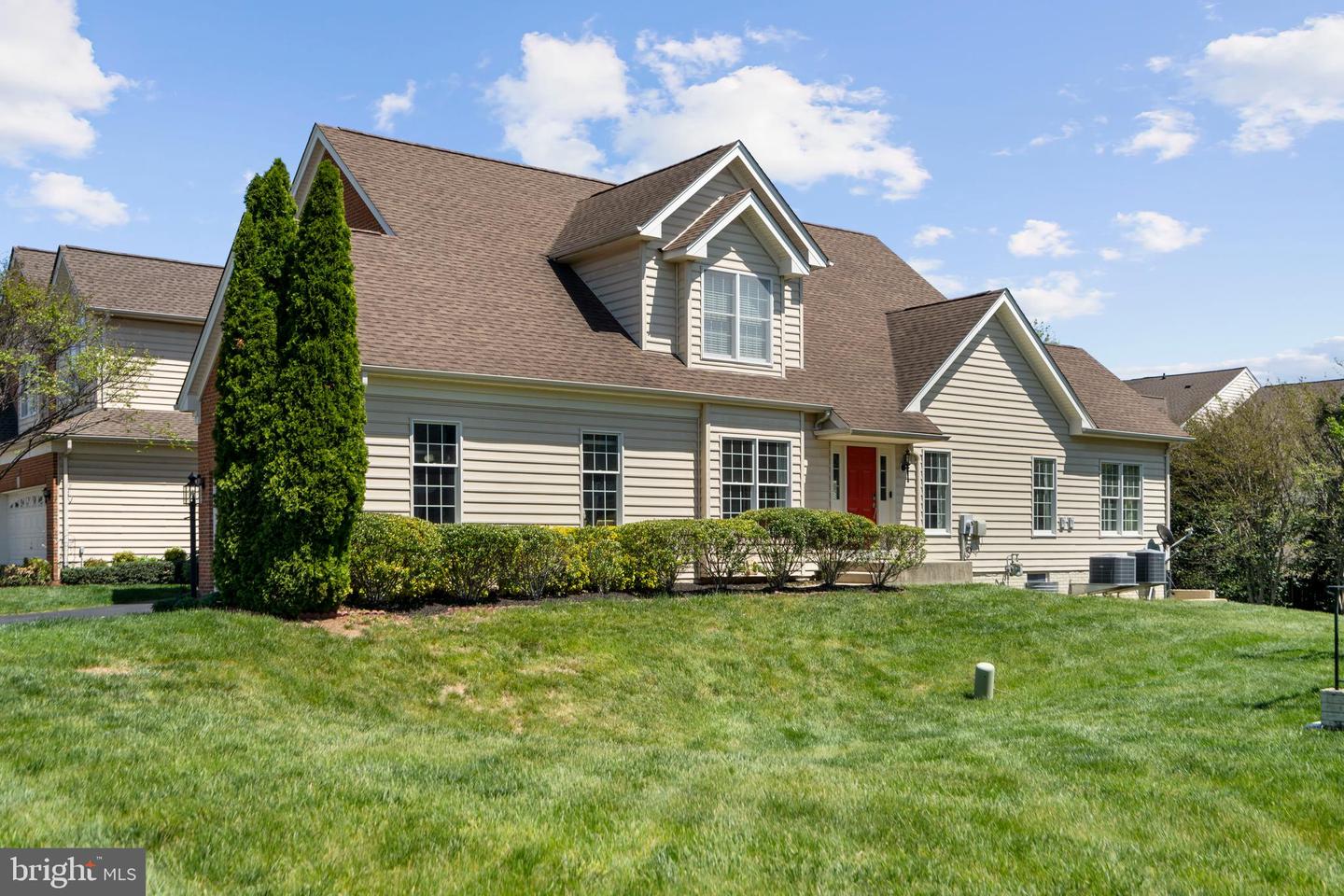 42955 CHANCERY TER, ASHBURN, Virginia 20148, 3 Bedrooms Bedrooms, ,3 BathroomsBathrooms,Residential,For sale,42955 CHANCERY TER,VALO2095082 MLS # VALO2095082