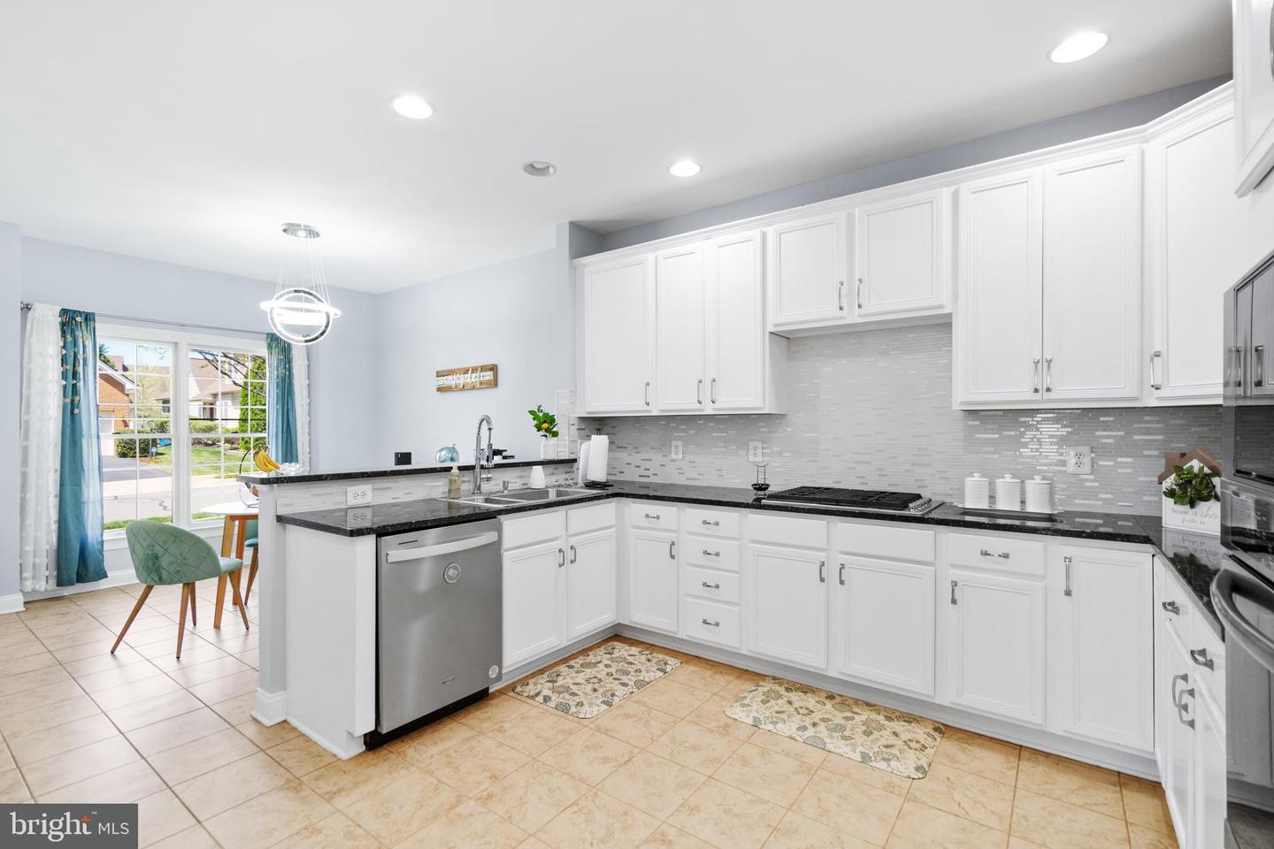42955 CHANCERY TER, ASHBURN, Virginia 20148, 3 Bedrooms Bedrooms, ,3 BathroomsBathrooms,Residential,For sale,42955 CHANCERY TER,VALO2095082 MLS # VALO2095082