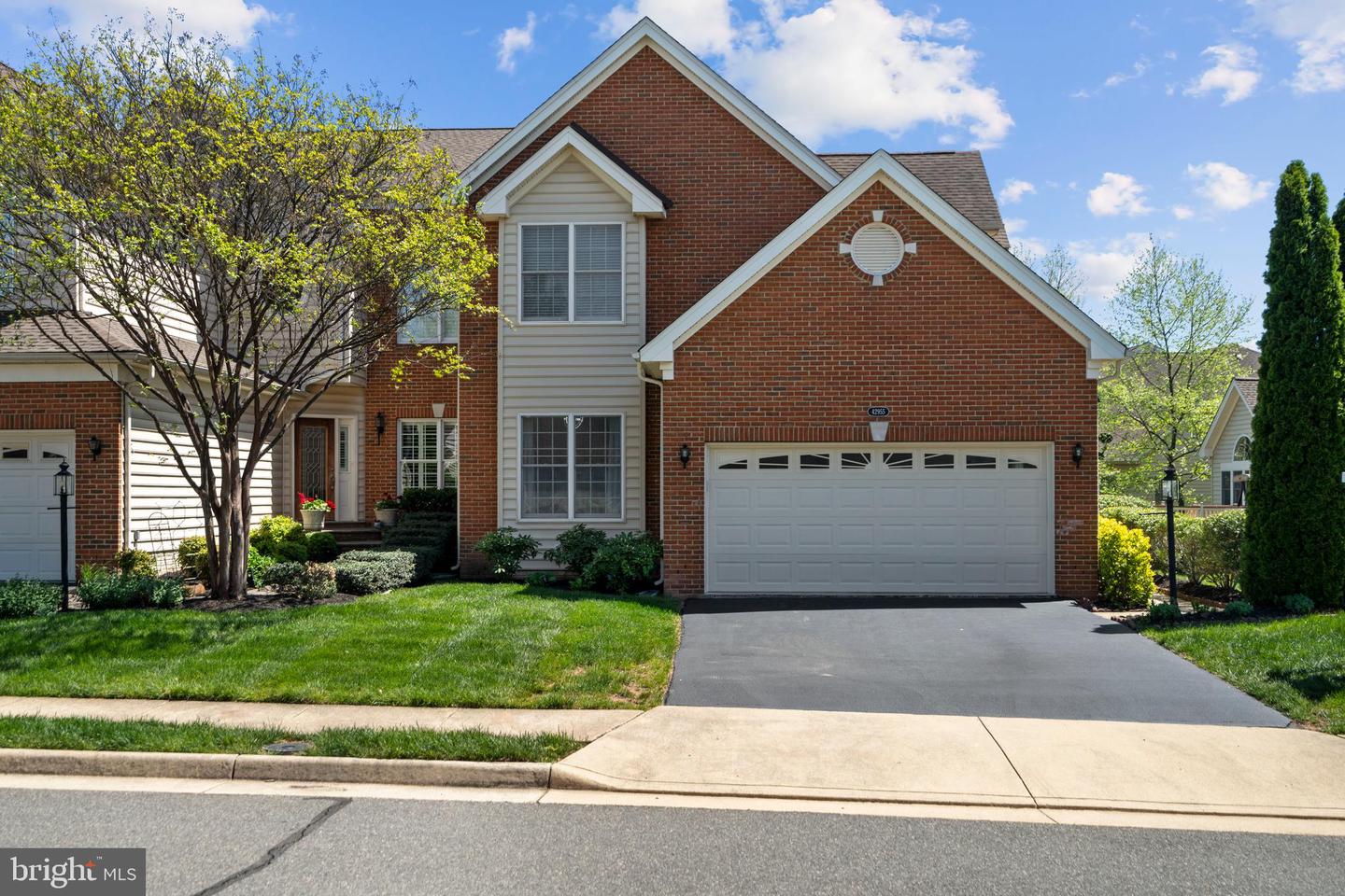 42955 CHANCERY TER, ASHBURN, Virginia 20148, 3 Bedrooms Bedrooms, ,3 BathroomsBathrooms,Residential,For sale,42955 CHANCERY TER,VALO2095082 MLS # VALO2095082