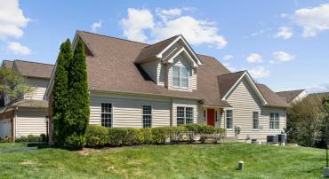42955 CHANCERY TER, ASHBURN, Virginia 20148, 3 Bedrooms Bedrooms, ,3 BathroomsBathrooms,Residential,For sale,42955 CHANCERY TER,VALO2095082 MLS # VALO2095082