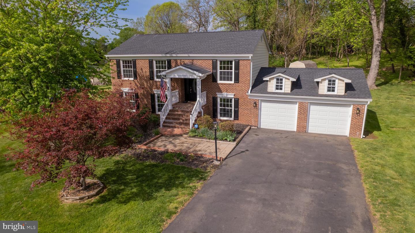 7199 SPOTSYLVANIA ST, WARRENTON, Virginia 20187, 4 Bedrooms Bedrooms, ,2 BathroomsBathrooms,Residential,For sale,7199 SPOTSYLVANIA ST,VAFQ2016416 MLS # VAFQ2016416