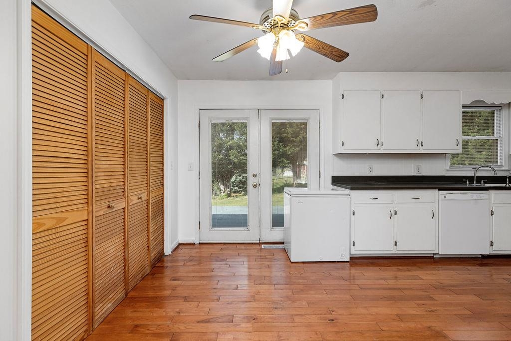 66 HAYRICK RD, WAYNESBORO, Virginia 22980, 3 Bedrooms Bedrooms, ,1 BathroomBathrooms,Residential,66 HAYRICK RD,663963 MLS # 663963