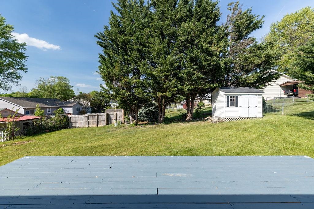 66 HAYRICK RD, WAYNESBORO, Virginia 22980, 3 Bedrooms Bedrooms, ,1 BathroomBathrooms,Residential,66 HAYRICK RD,663963 MLS # 663963