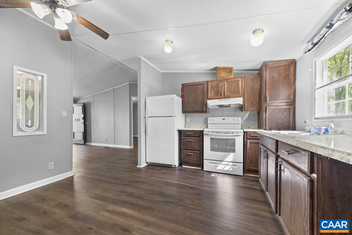 289 MOUNTAIN LAUREL RD, PALMYRA, Virginia 22963, 3 Bedrooms Bedrooms, ,2 BathroomsBathrooms,Residential,For sale,289 MOUNTAIN LAUREL RD,663858 MLS # 663858