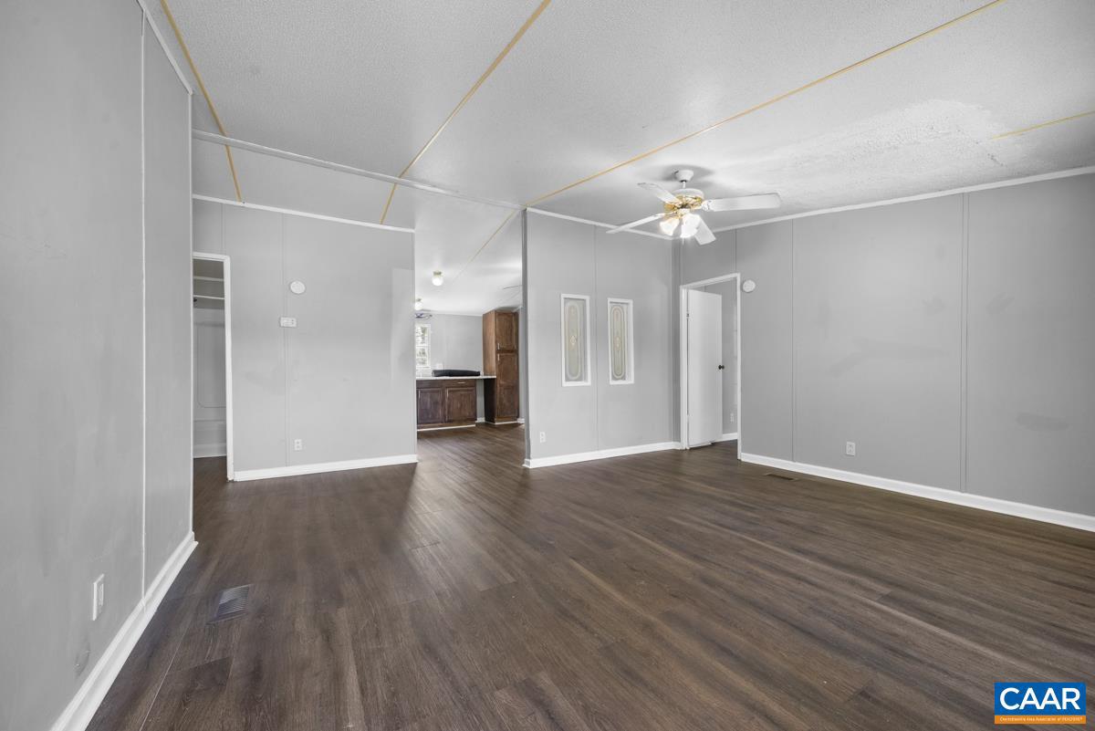289 MOUNTAIN LAUREL RD, PALMYRA, Virginia 22963, 3 Bedrooms Bedrooms, ,2 BathroomsBathrooms,Residential,For sale,289 MOUNTAIN LAUREL RD,663858 MLS # 663858