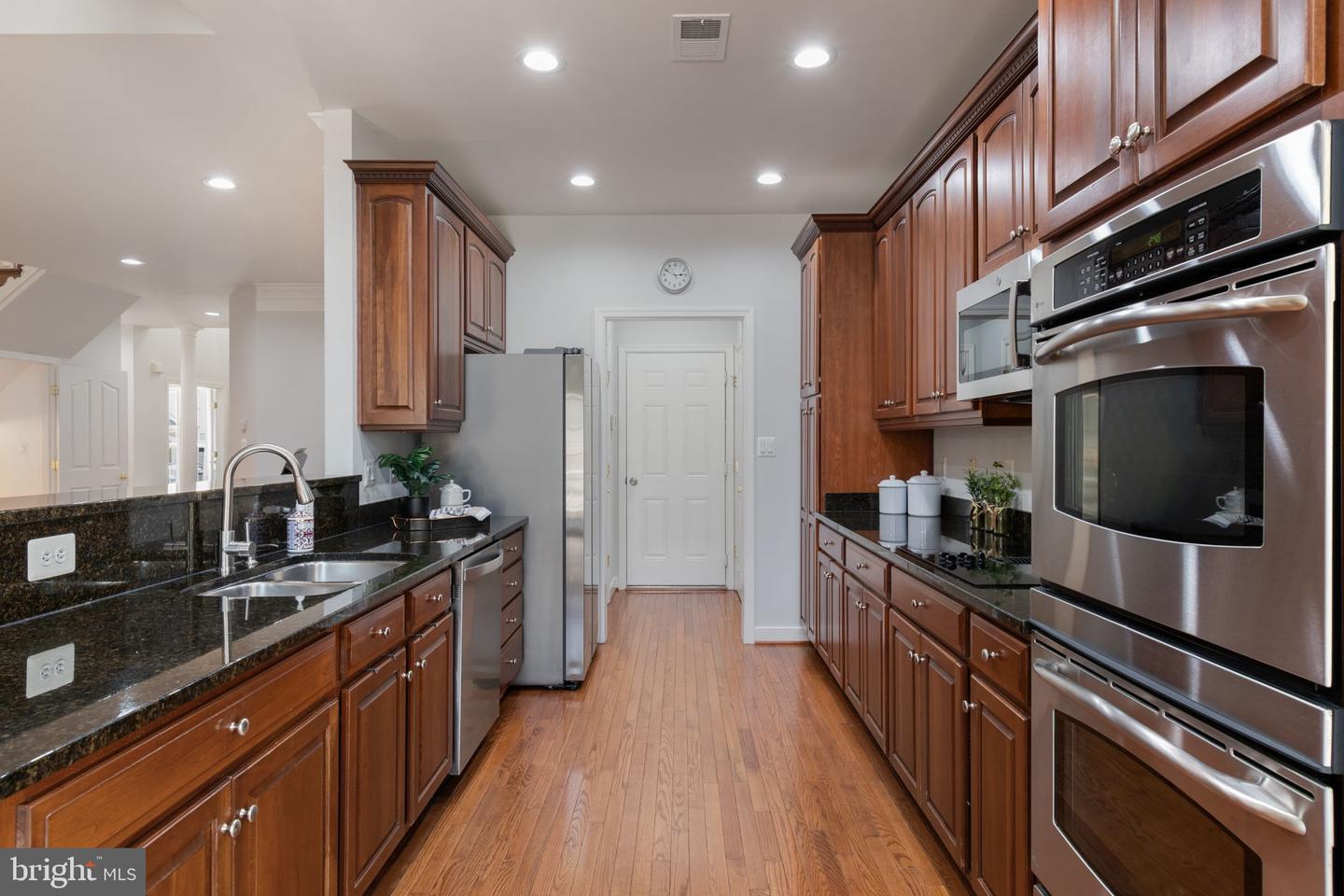 13191 TRIPLE CROWN LOOP, GAINESVILLE, Virginia 20155, 4 Bedrooms Bedrooms, ,4 BathroomsBathrooms,Residential,For sale,13191 TRIPLE CROWN LOOP,VAPW2093422 MLS # VAPW2093422