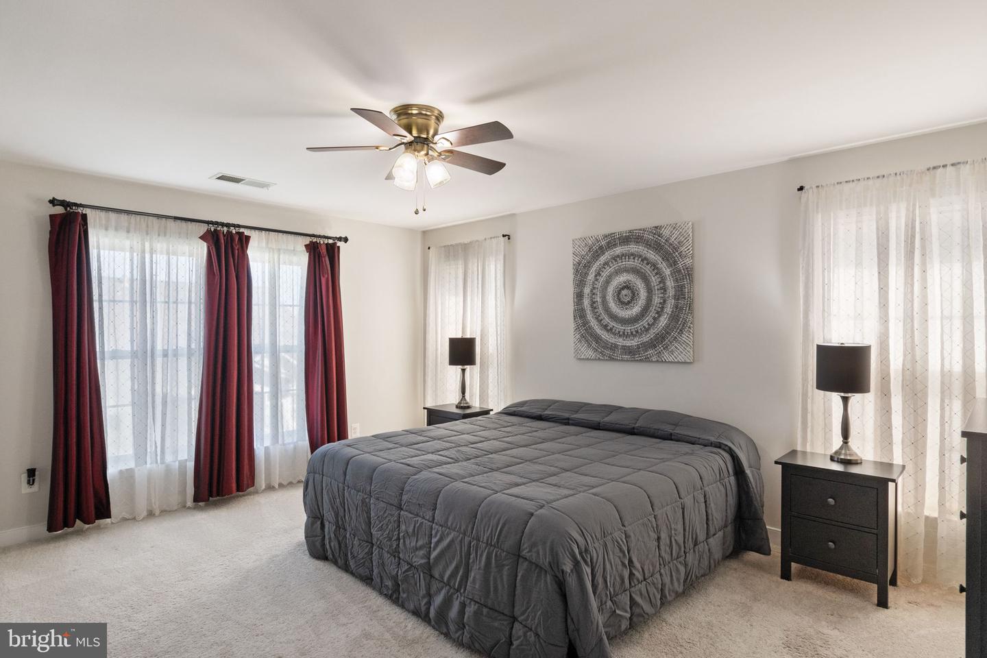 13191 TRIPLE CROWN LOOP, GAINESVILLE, Virginia 20155, 4 Bedrooms Bedrooms, ,4 BathroomsBathrooms,Residential,For sale,13191 TRIPLE CROWN LOOP,VAPW2093422 MLS # VAPW2093422
