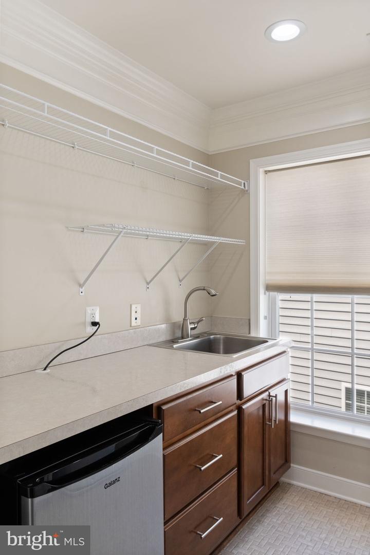 13191 TRIPLE CROWN LOOP, GAINESVILLE, Virginia 20155, 4 Bedrooms Bedrooms, ,4 BathroomsBathrooms,Residential,For sale,13191 TRIPLE CROWN LOOP,VAPW2093422 MLS # VAPW2093422