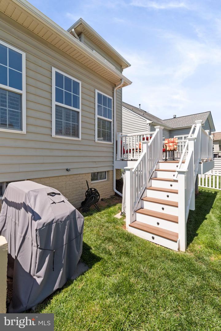 13191 TRIPLE CROWN LOOP, GAINESVILLE, Virginia 20155, 4 Bedrooms Bedrooms, ,4 BathroomsBathrooms,Residential,For sale,13191 TRIPLE CROWN LOOP,VAPW2093422 MLS # VAPW2093422
