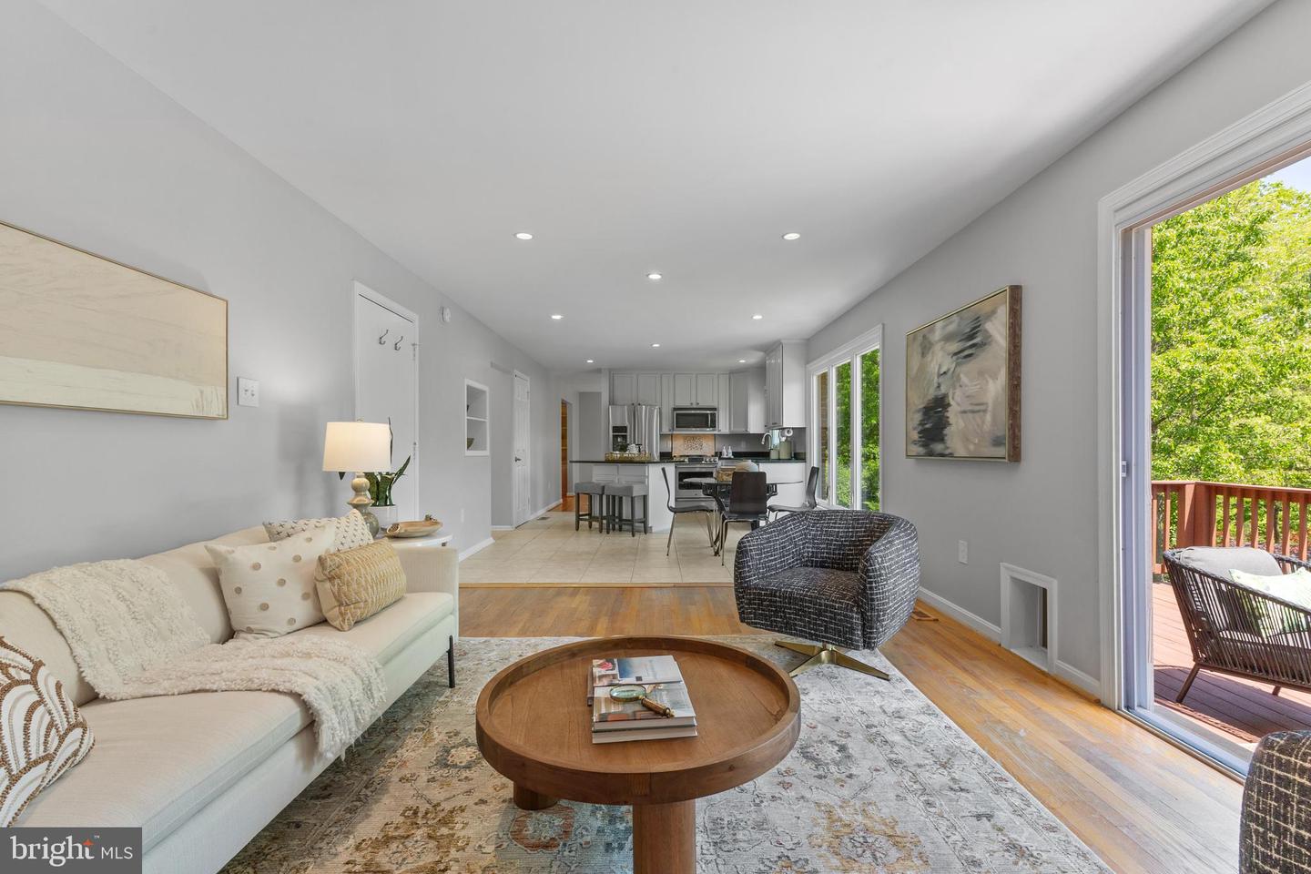 2305 CREEK DR, ALEXANDRIA, Virginia 22308, 5 Bedrooms Bedrooms, ,3 BathroomsBathrooms,Residential,For sale,2305 CREEK DR,VAFX2237598 MLS # VAFX2237598