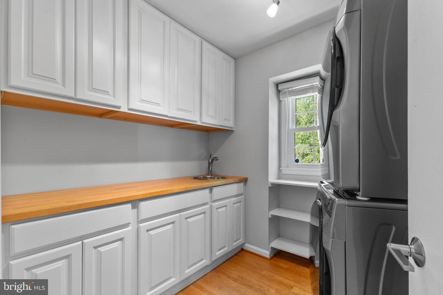 2305 CREEK DR, ALEXANDRIA, Virginia 22308, 5 Bedrooms Bedrooms, ,3 BathroomsBathrooms,Residential,For sale,2305 CREEK DR,VAFX2237598 MLS # VAFX2237598