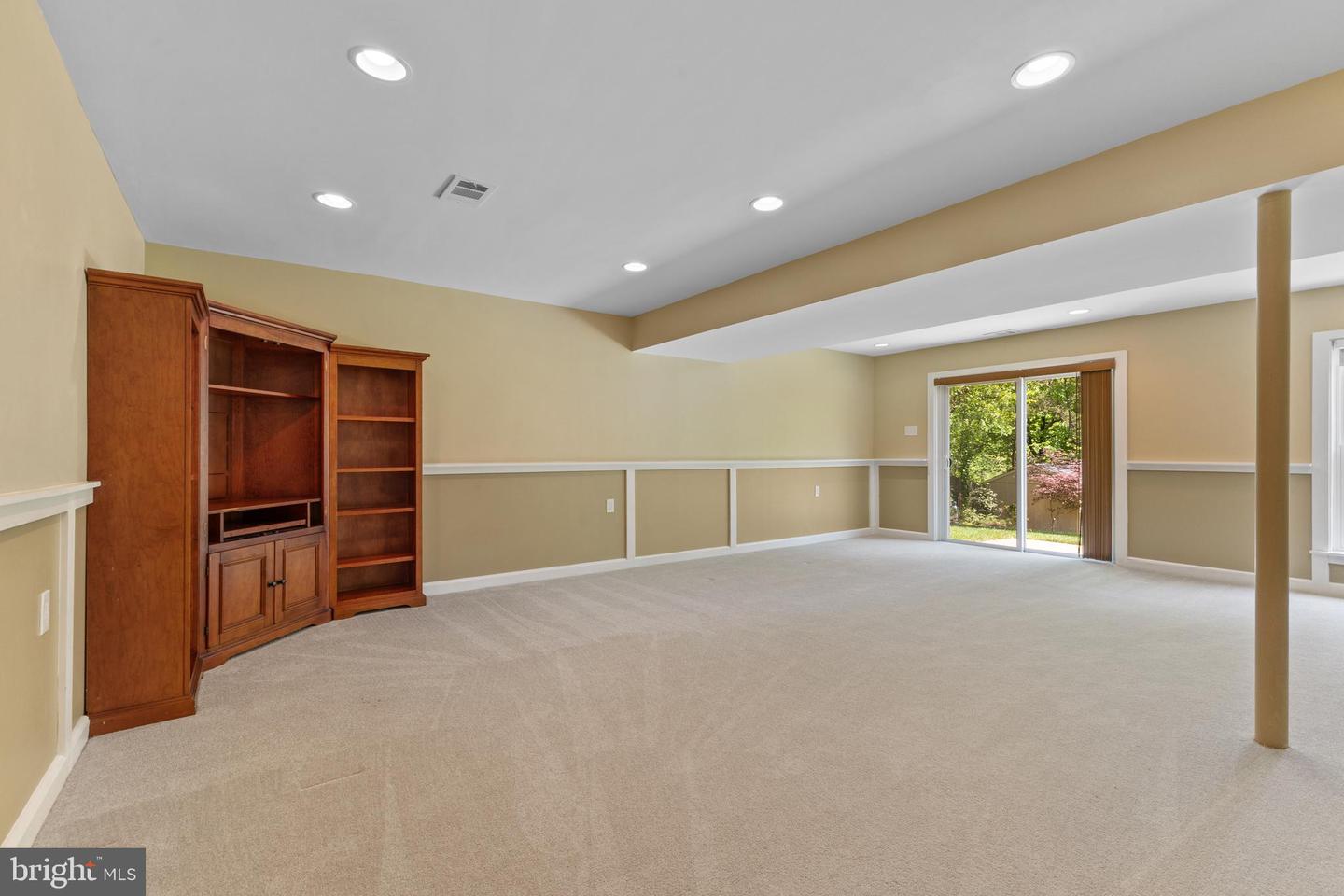 2305 CREEK DR, ALEXANDRIA, Virginia 22308, 5 Bedrooms Bedrooms, ,3 BathroomsBathrooms,Residential,For sale,2305 CREEK DR,VAFX2237598 MLS # VAFX2237598