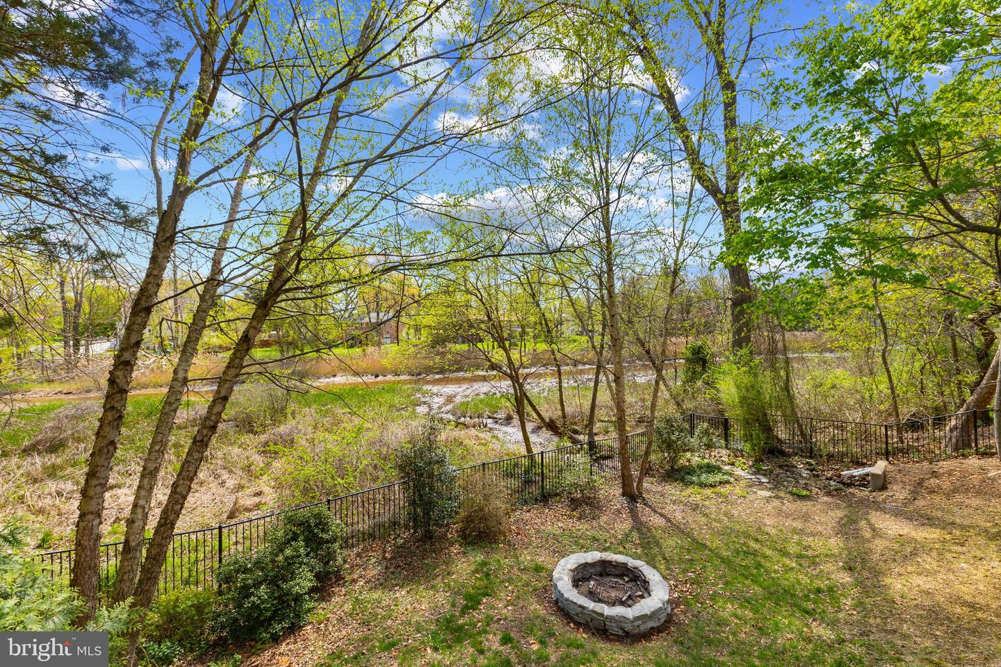 2305 CREEK DR, ALEXANDRIA, Virginia 22308, 5 Bedrooms Bedrooms, ,3 BathroomsBathrooms,Residential,For sale,2305 CREEK DR,VAFX2237598 MLS # VAFX2237598