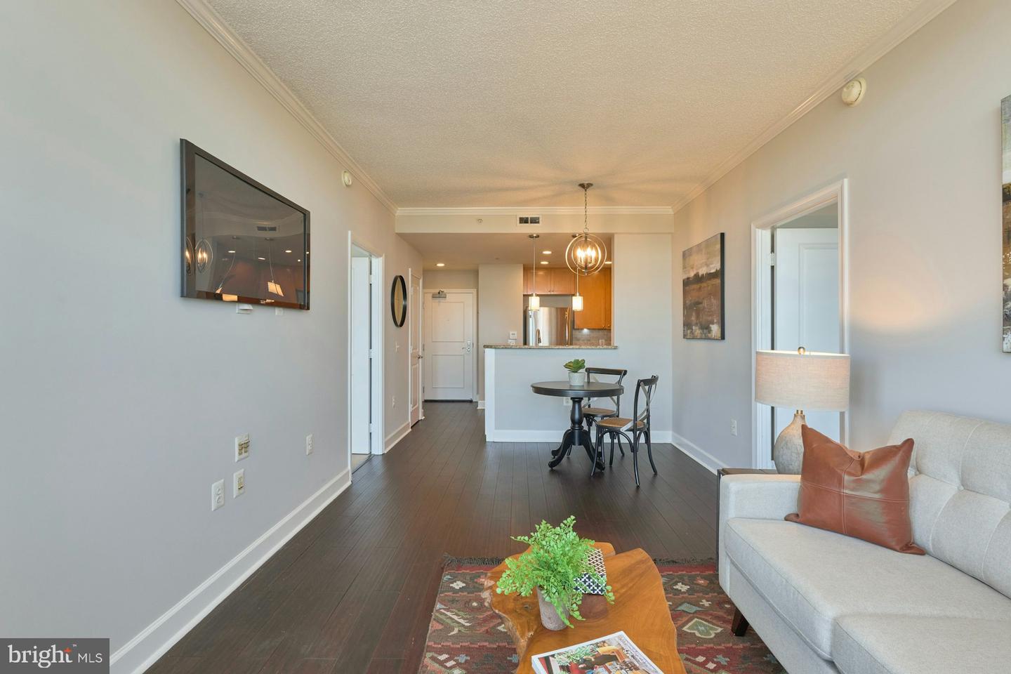 3650 S GLEBE RD #652, ARLINGTON, Virginia 22202, 2 Bedrooms Bedrooms, ,2 BathroomsBathrooms,Residential,For sale,3650 S GLEBE RD #652,VAAR2056790 MLS # VAAR2056790