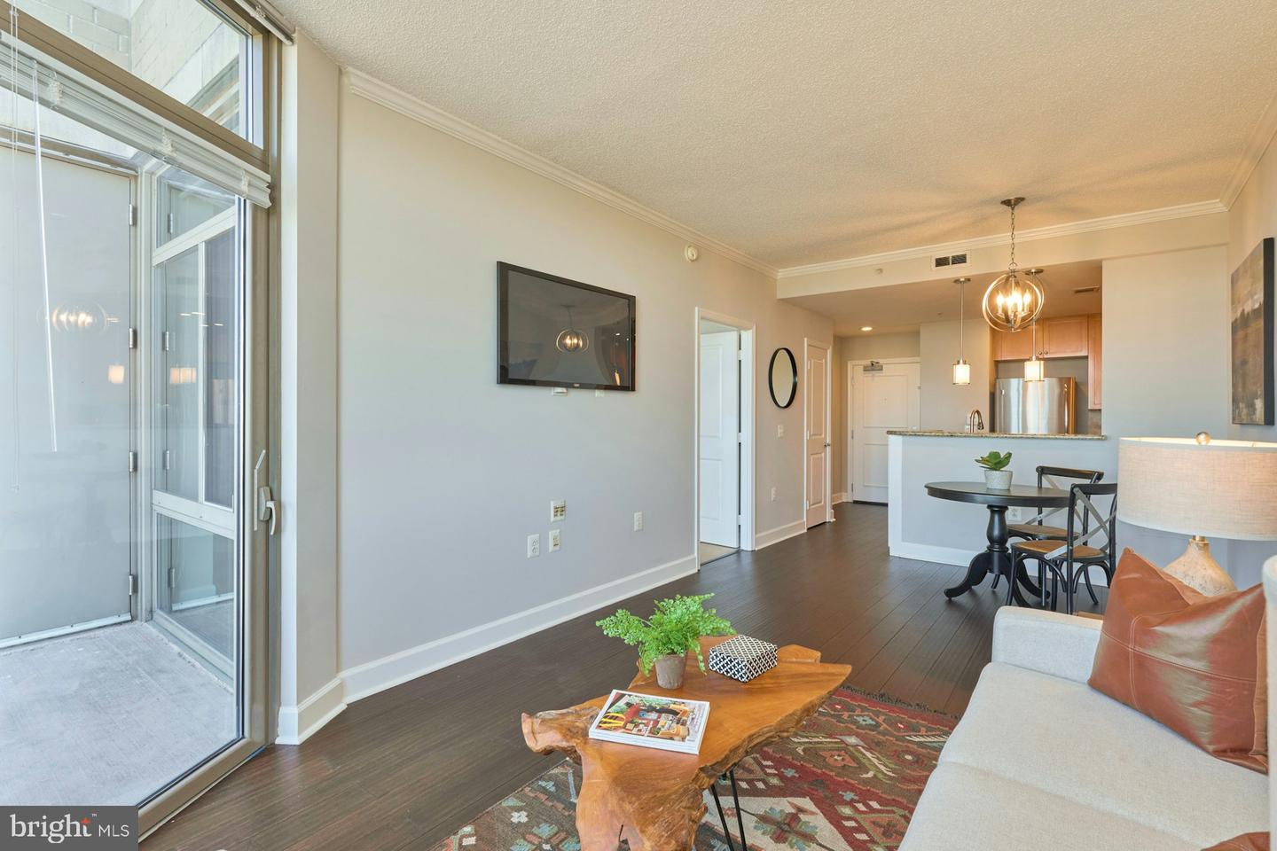 3650 S GLEBE RD #652, ARLINGTON, Virginia 22202, 2 Bedrooms Bedrooms, ,2 BathroomsBathrooms,Residential,For sale,3650 S GLEBE RD #652,VAAR2056790 MLS # VAAR2056790