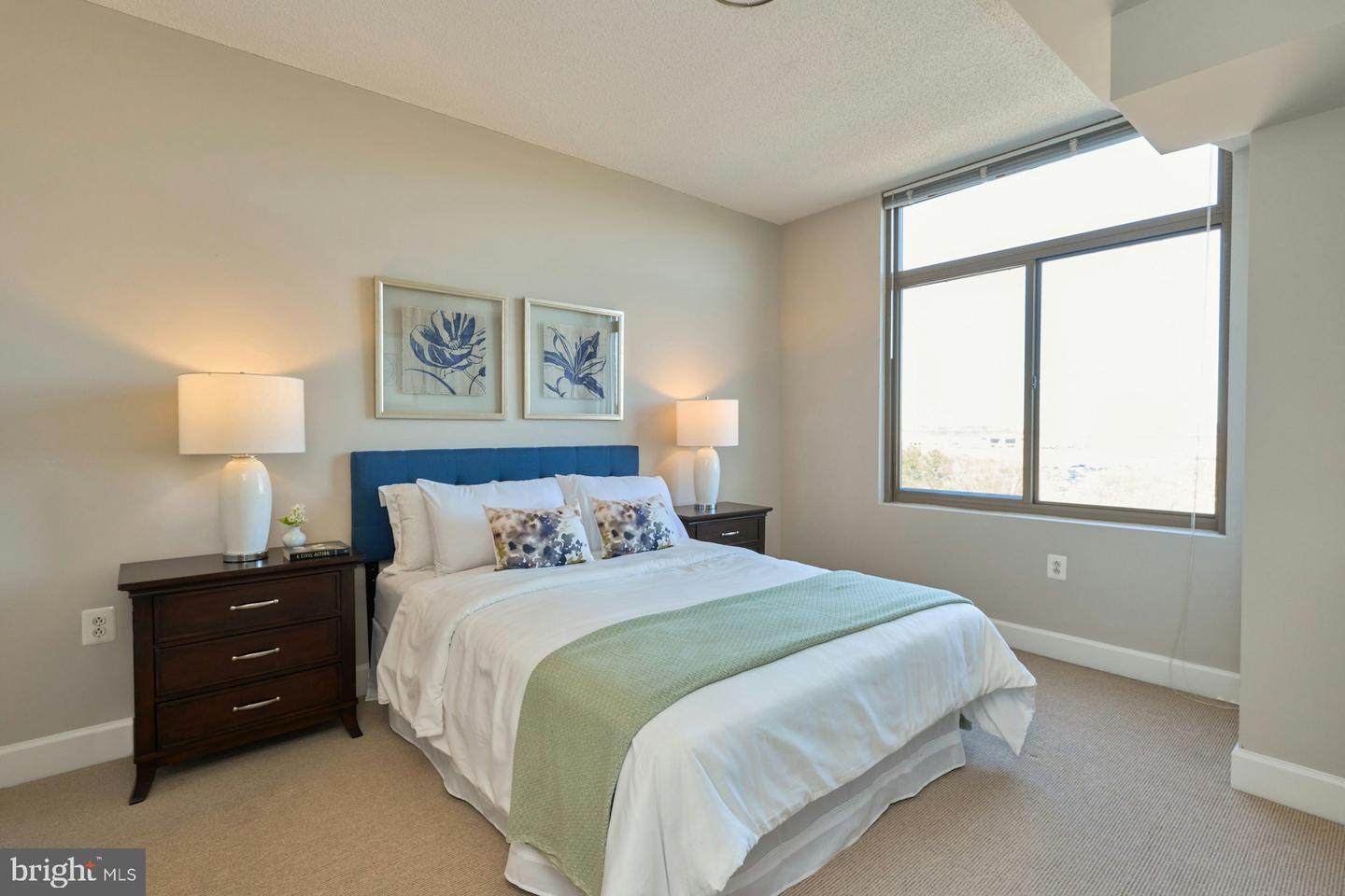 3650 S GLEBE RD #652, ARLINGTON, Virginia 22202, 2 Bedrooms Bedrooms, ,2 BathroomsBathrooms,Residential,For sale,3650 S GLEBE RD #652,VAAR2056790 MLS # VAAR2056790